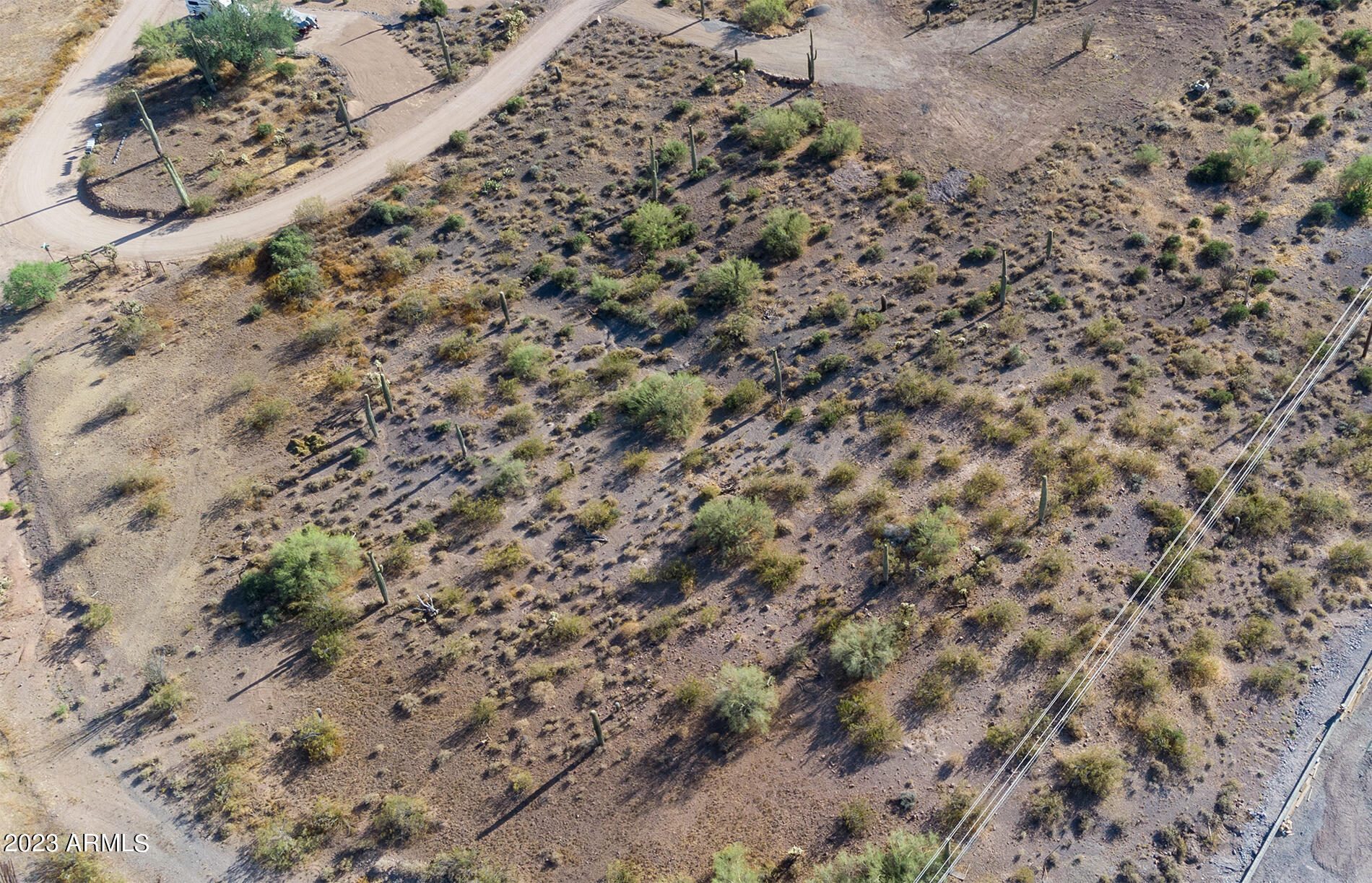 A PORTION OF THE SOUTH HALF OF SECTION 33, TOWNSHI - Land
