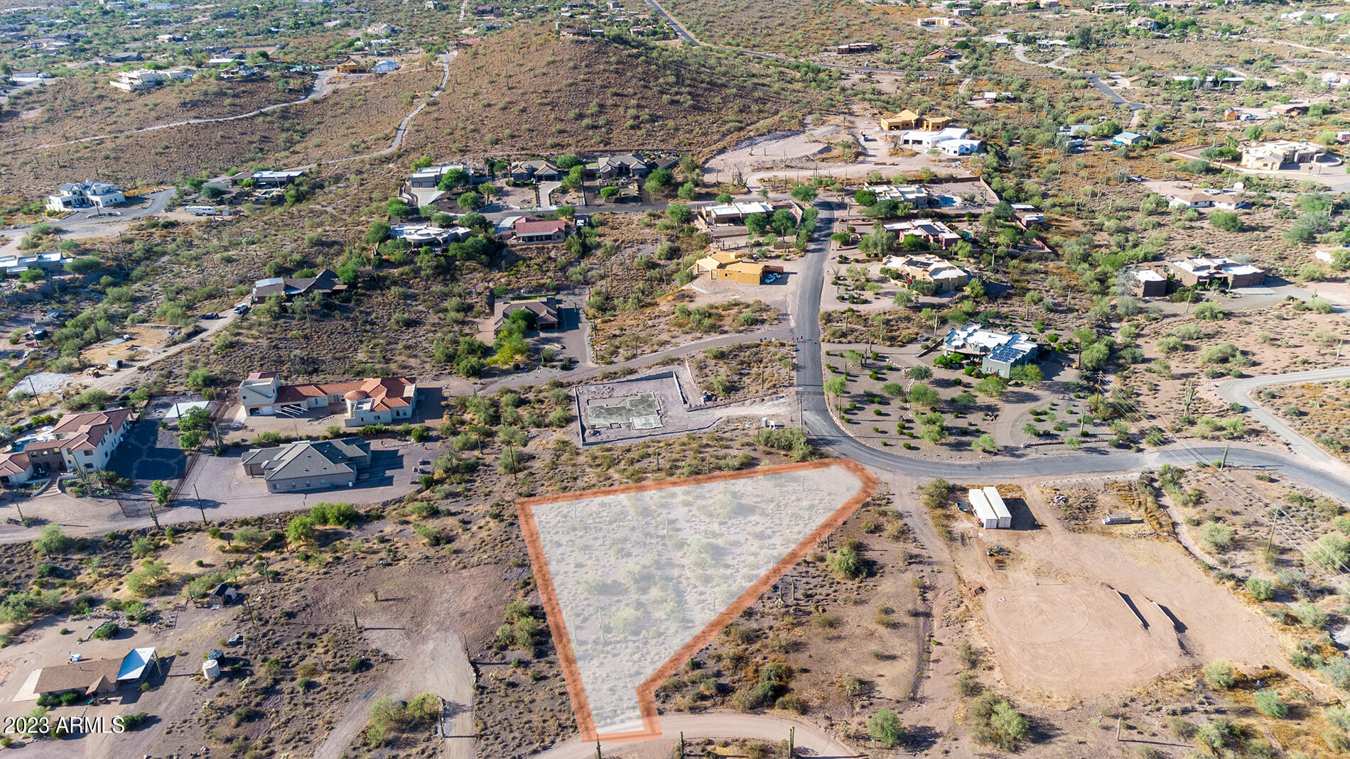 A PORTION OF THE SOUTH HALF OF SECTION 33, TOWNSHI - Land