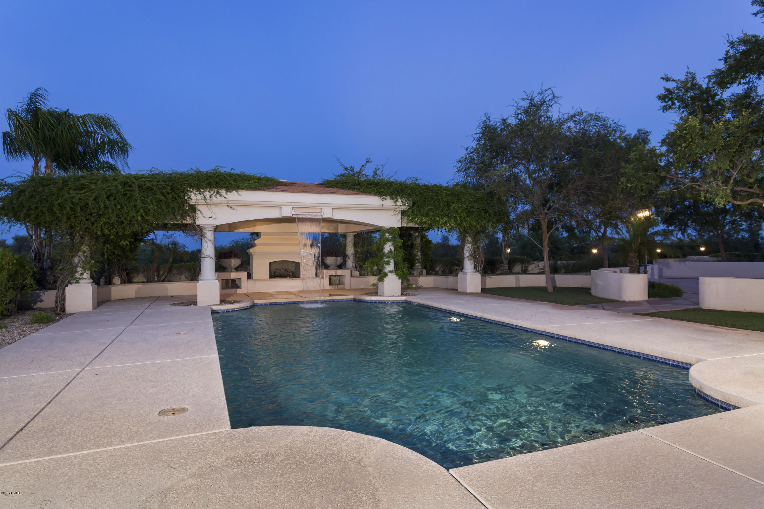 JOKAKE CAMELBACK PROPERTIES - Residential