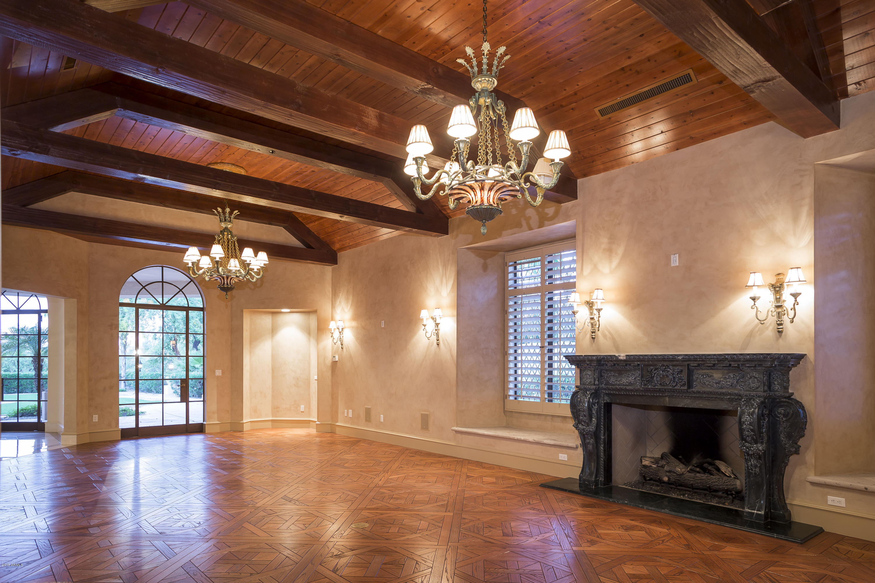 JOKAKE CAMELBACK PROPERTIES - Residential