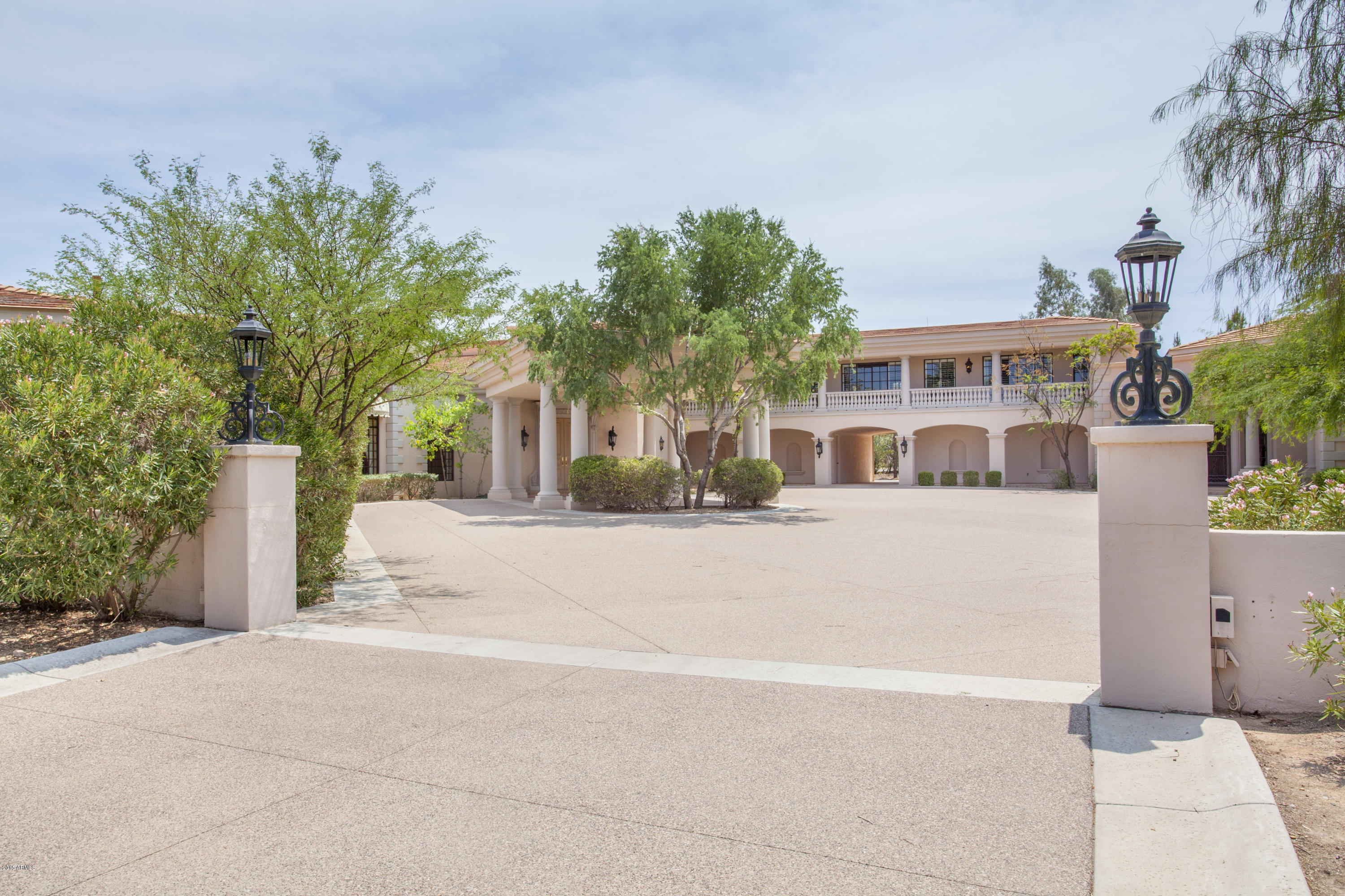 JOKAKE CAMELBACK PROPERTIES - Residential