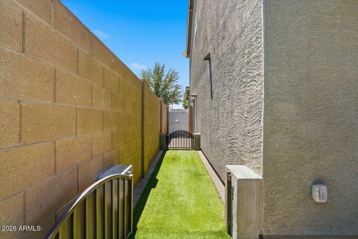 EASTMARK - Residential