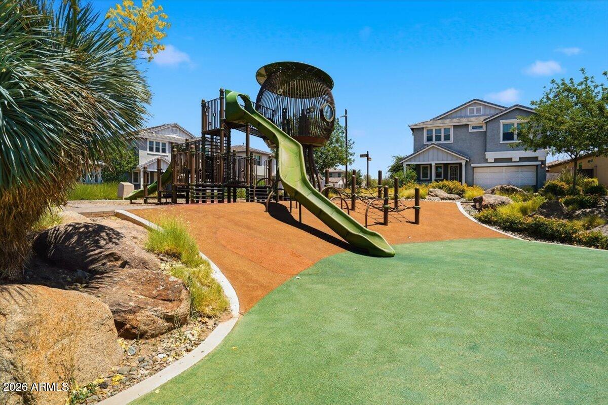 EASTMARK - Residential