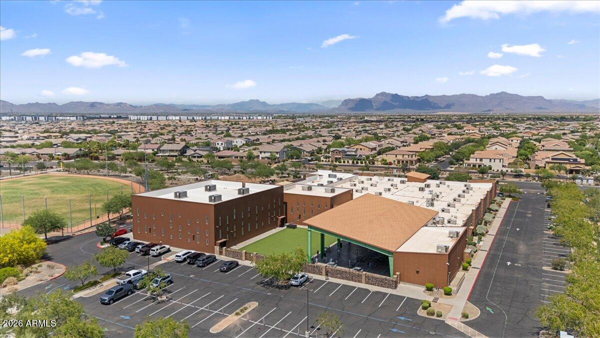 EASTMARK - Residential