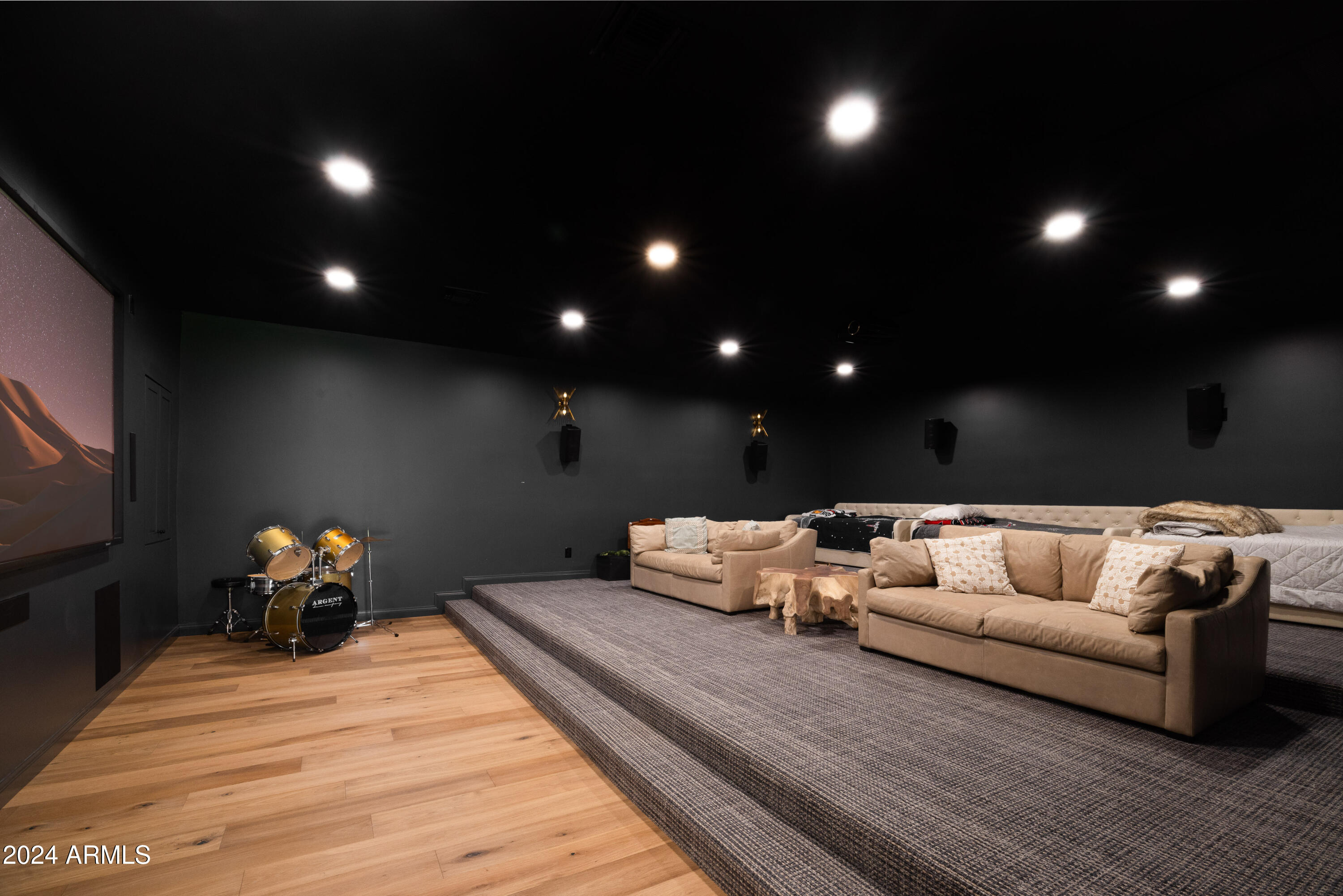 DOUBLETREE RANCHOS 2 - Residential