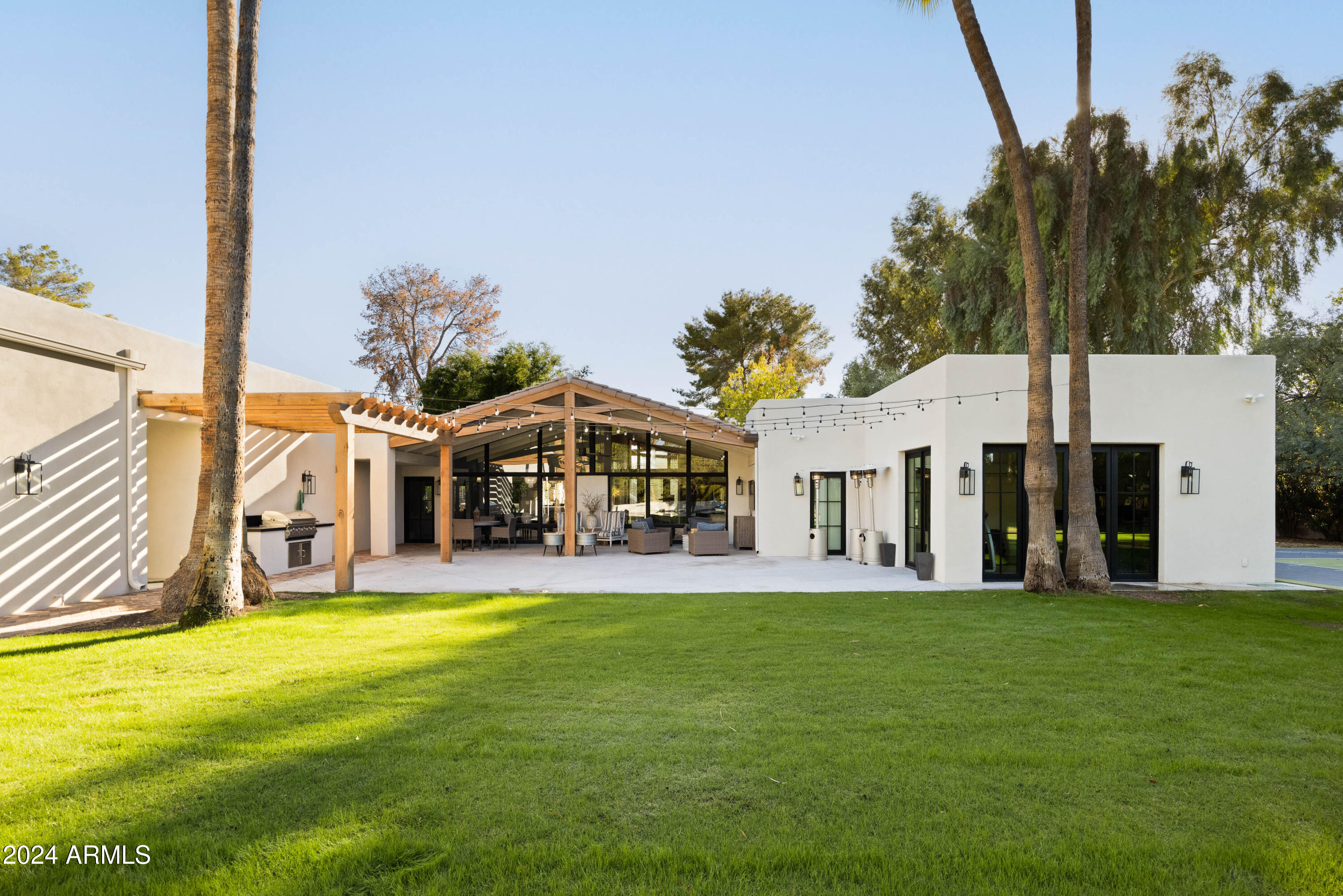 DOUBLETREE RANCHOS 2 - Residential