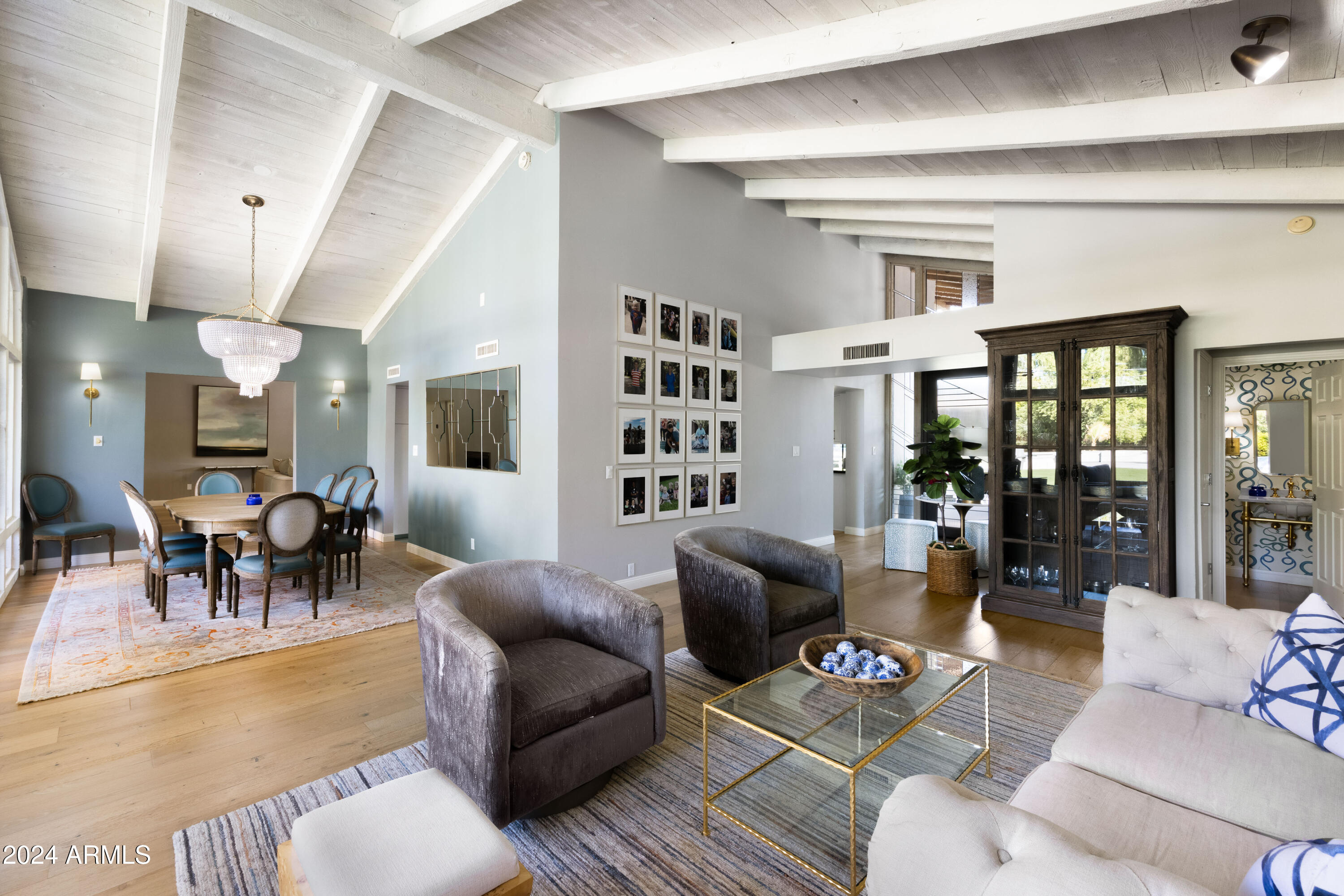 DOUBLETREE RANCHOS 2 - Residential