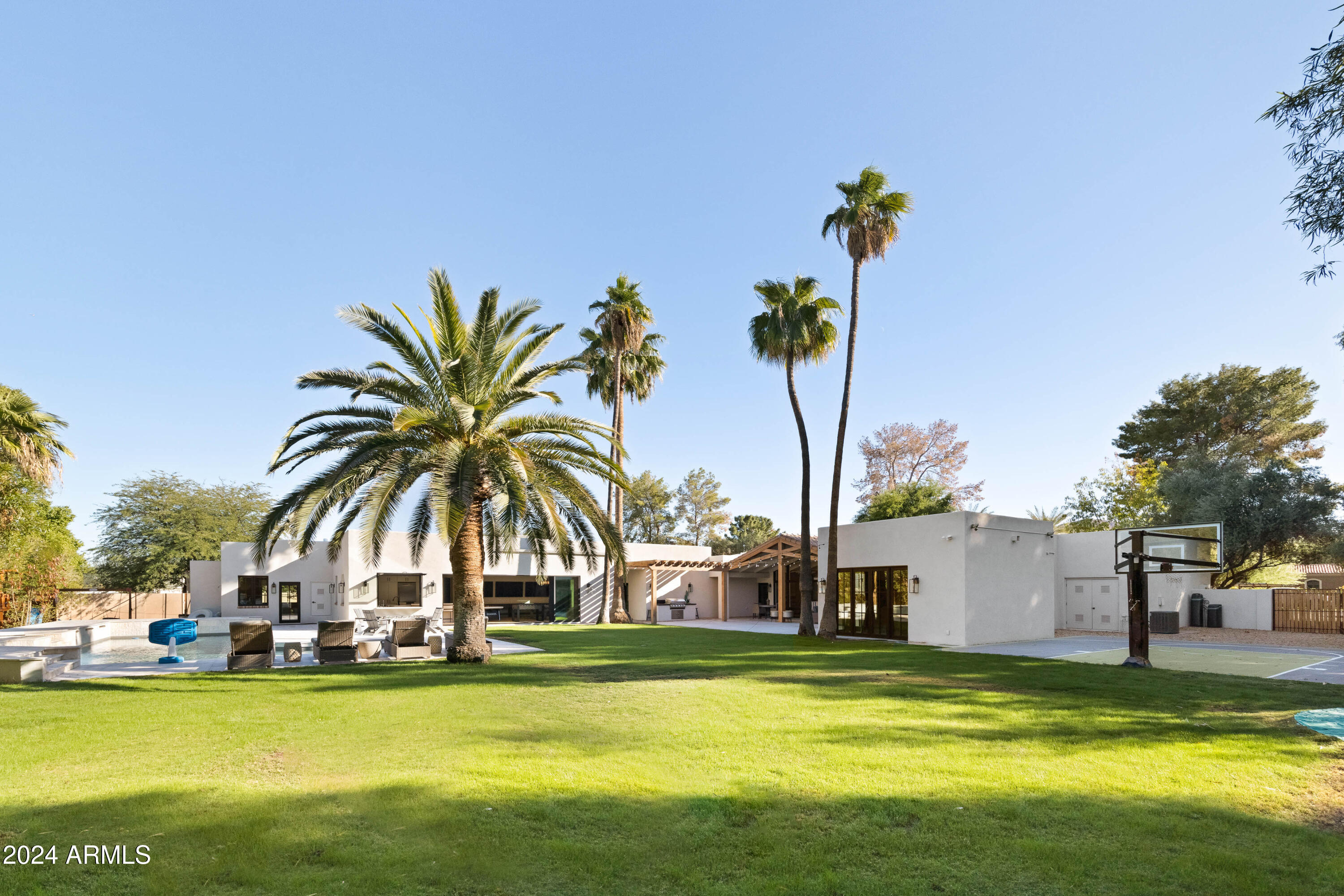 DOUBLETREE RANCHOS 2 - Residential