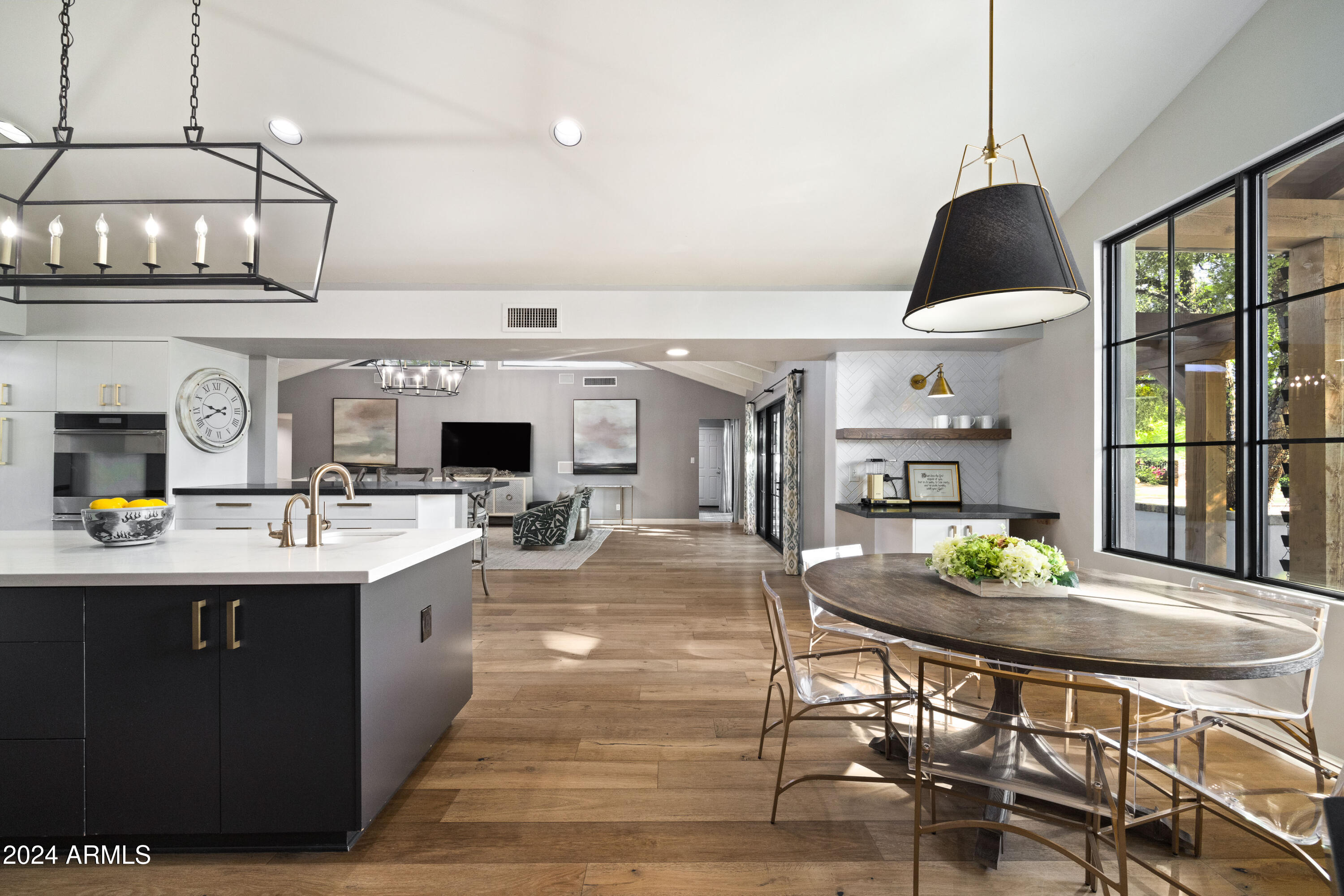 DOUBLETREE RANCHOS 2 - Residential