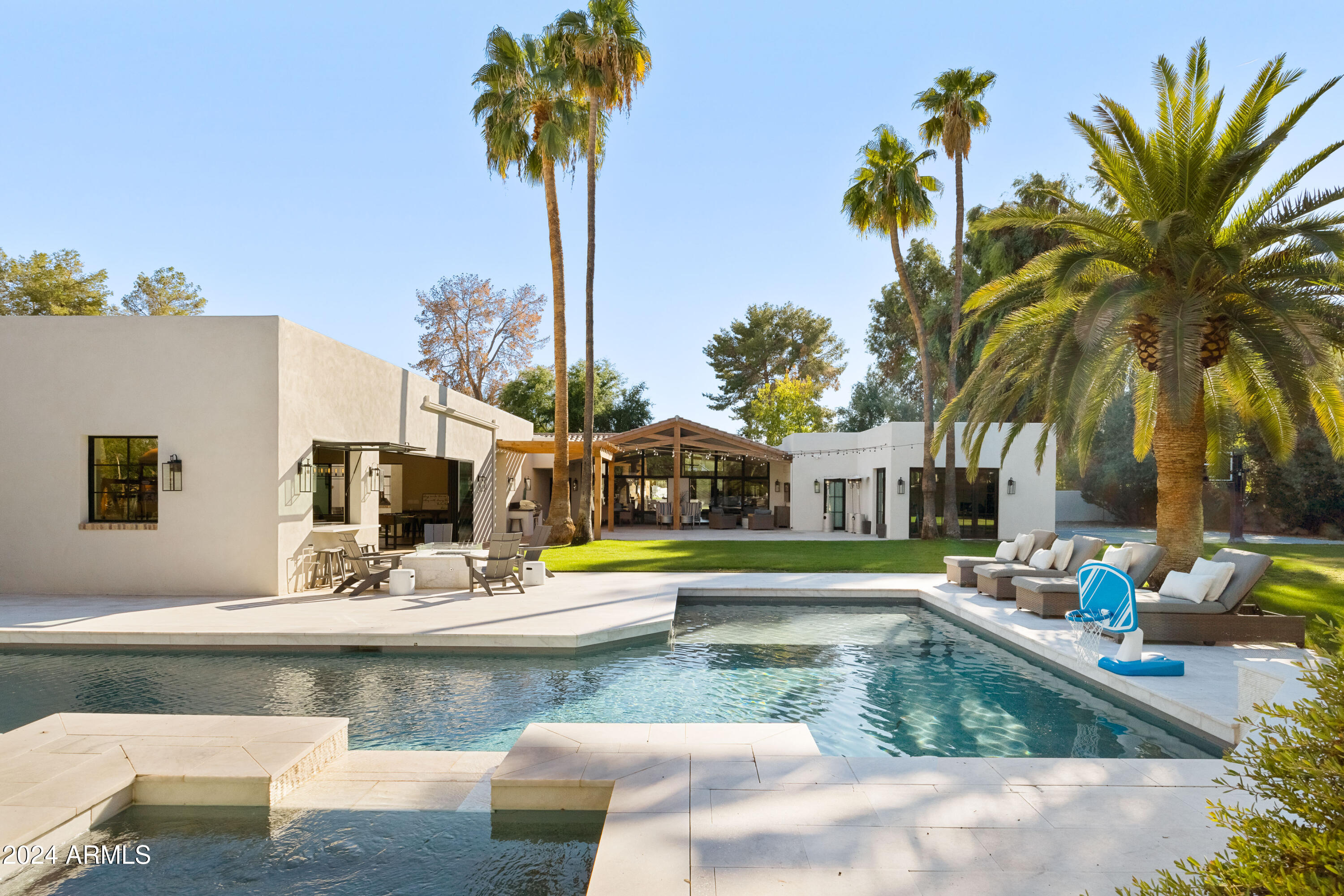 DOUBLETREE RANCHOS 2 - Residential