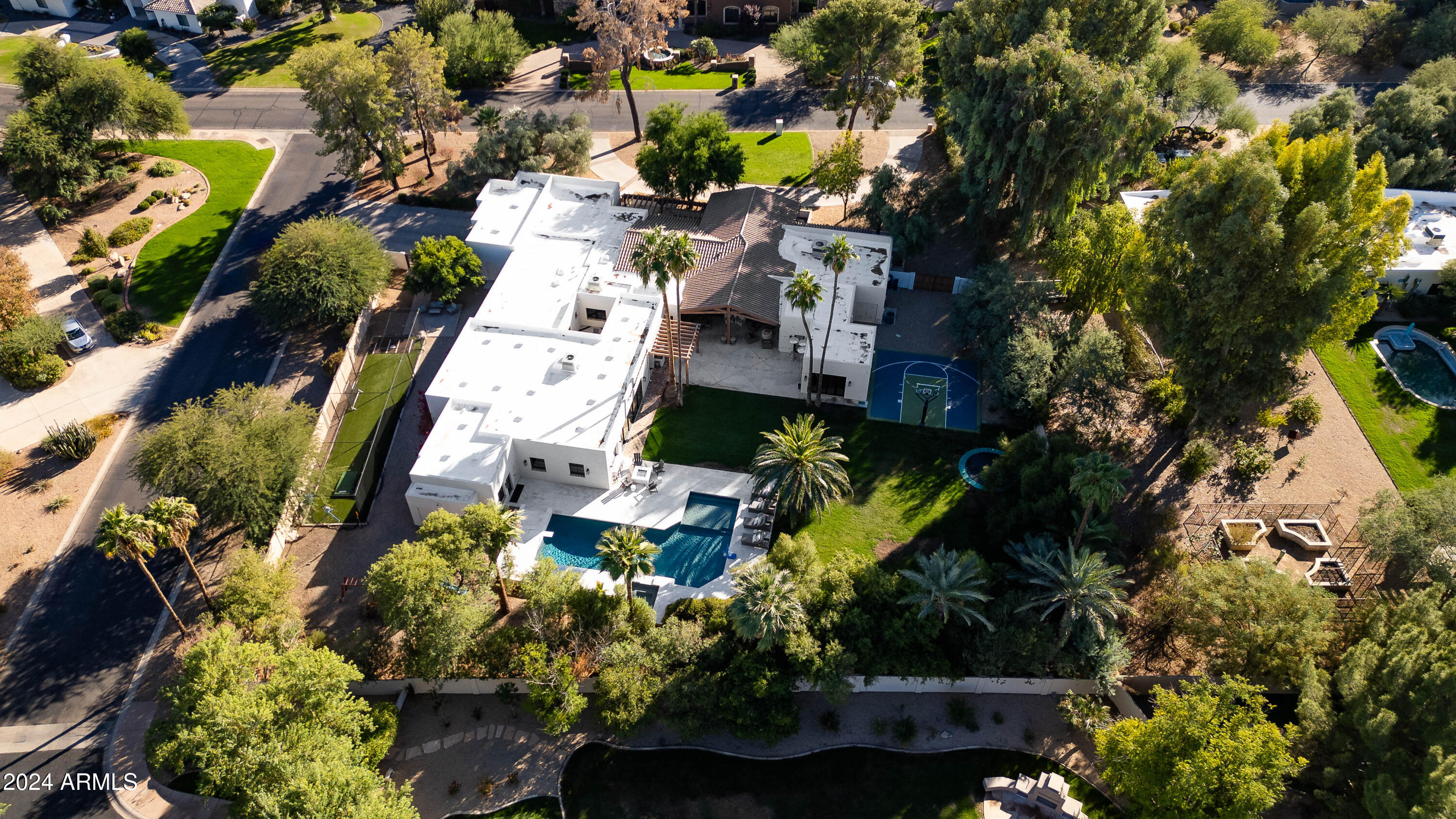 DOUBLETREE RANCHOS 2 - Residential