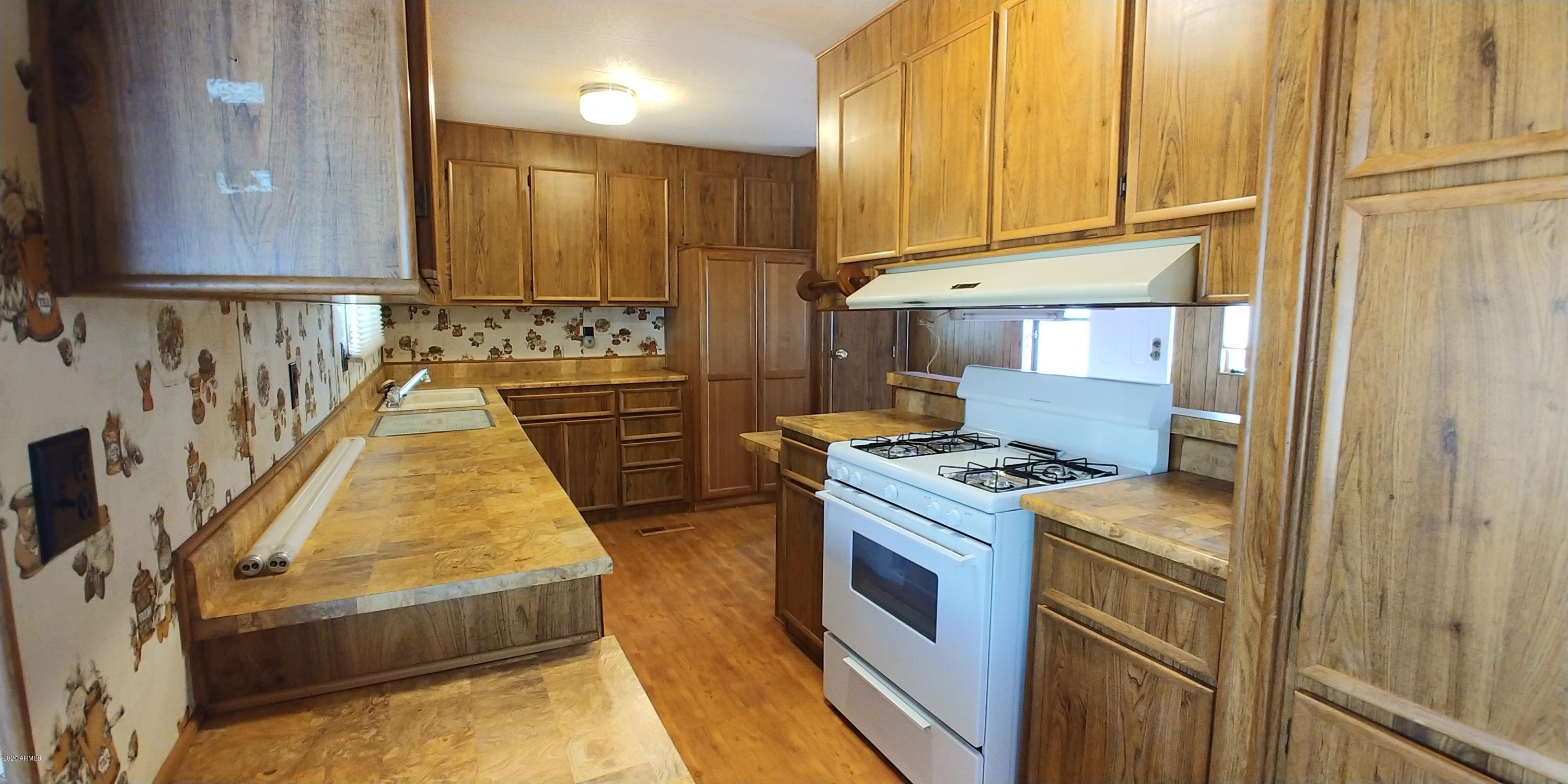 MOUNTAIN MESAS EAST - Residential