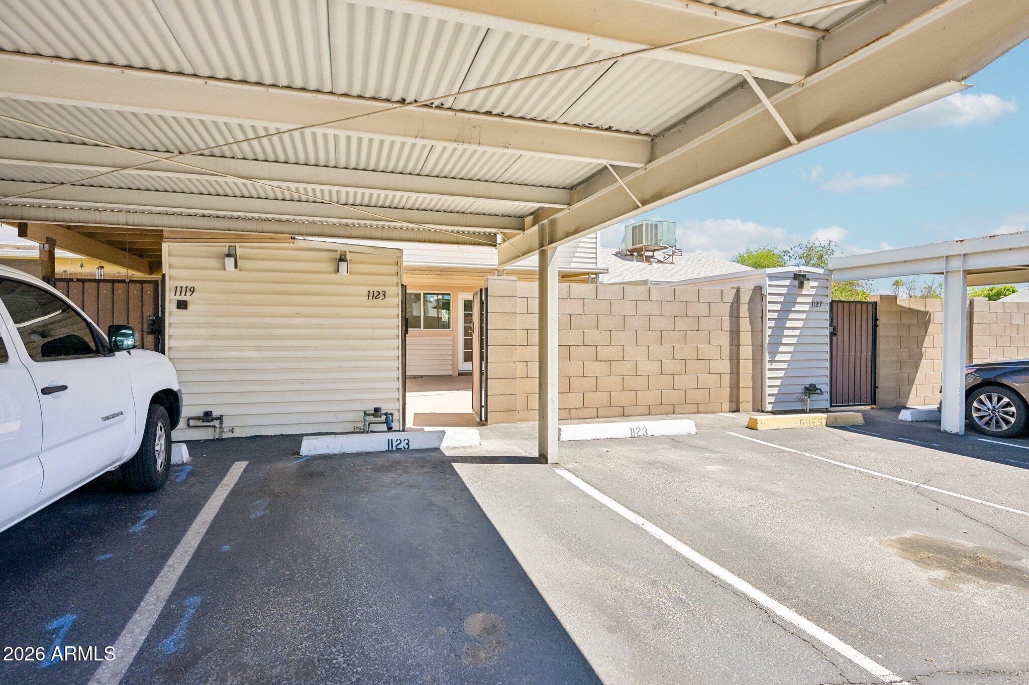 PARK PREMIERE TOWNHOUSES 2 - Residential