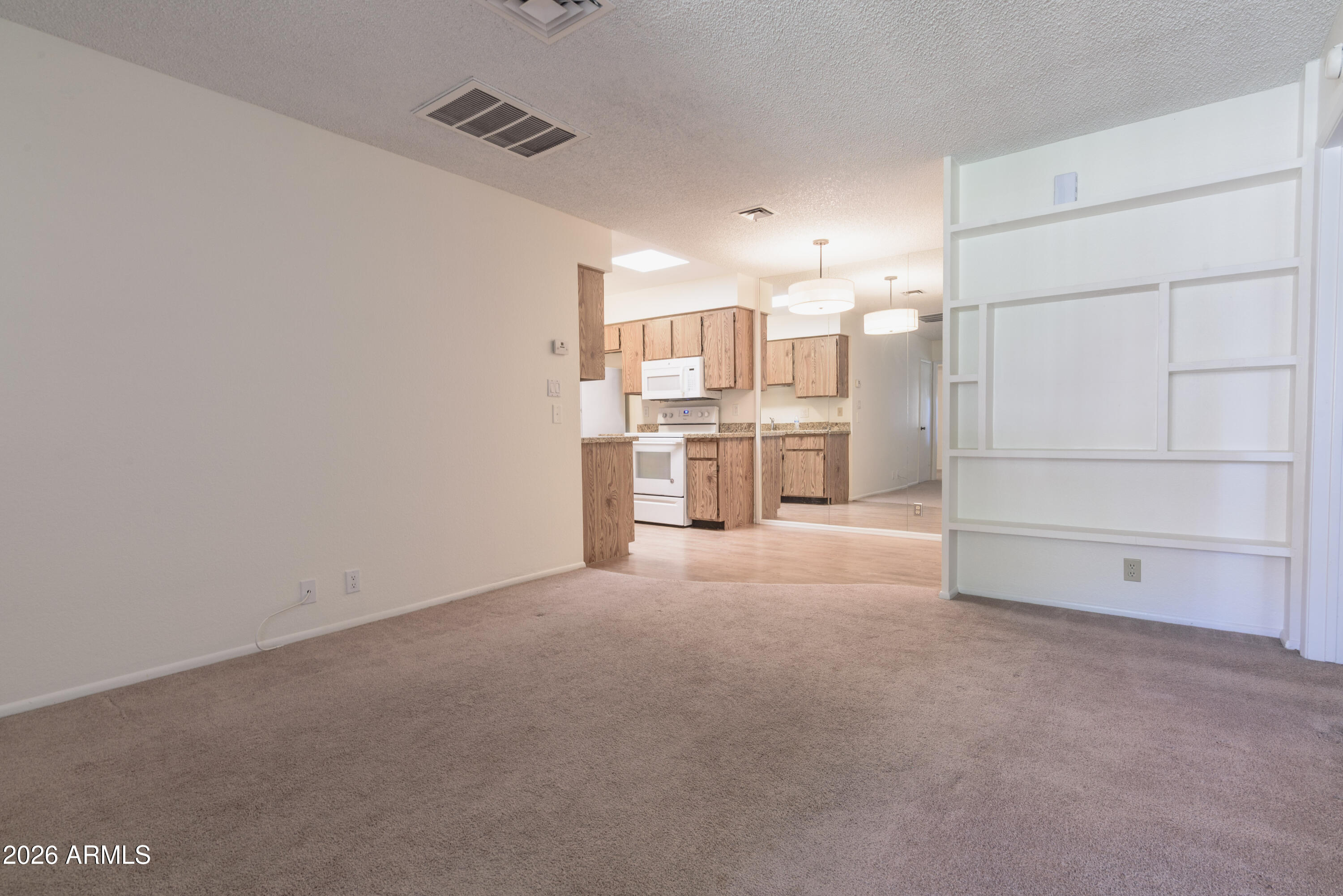 COUNTRY MEADOWS TOWNHOUSES - Residential