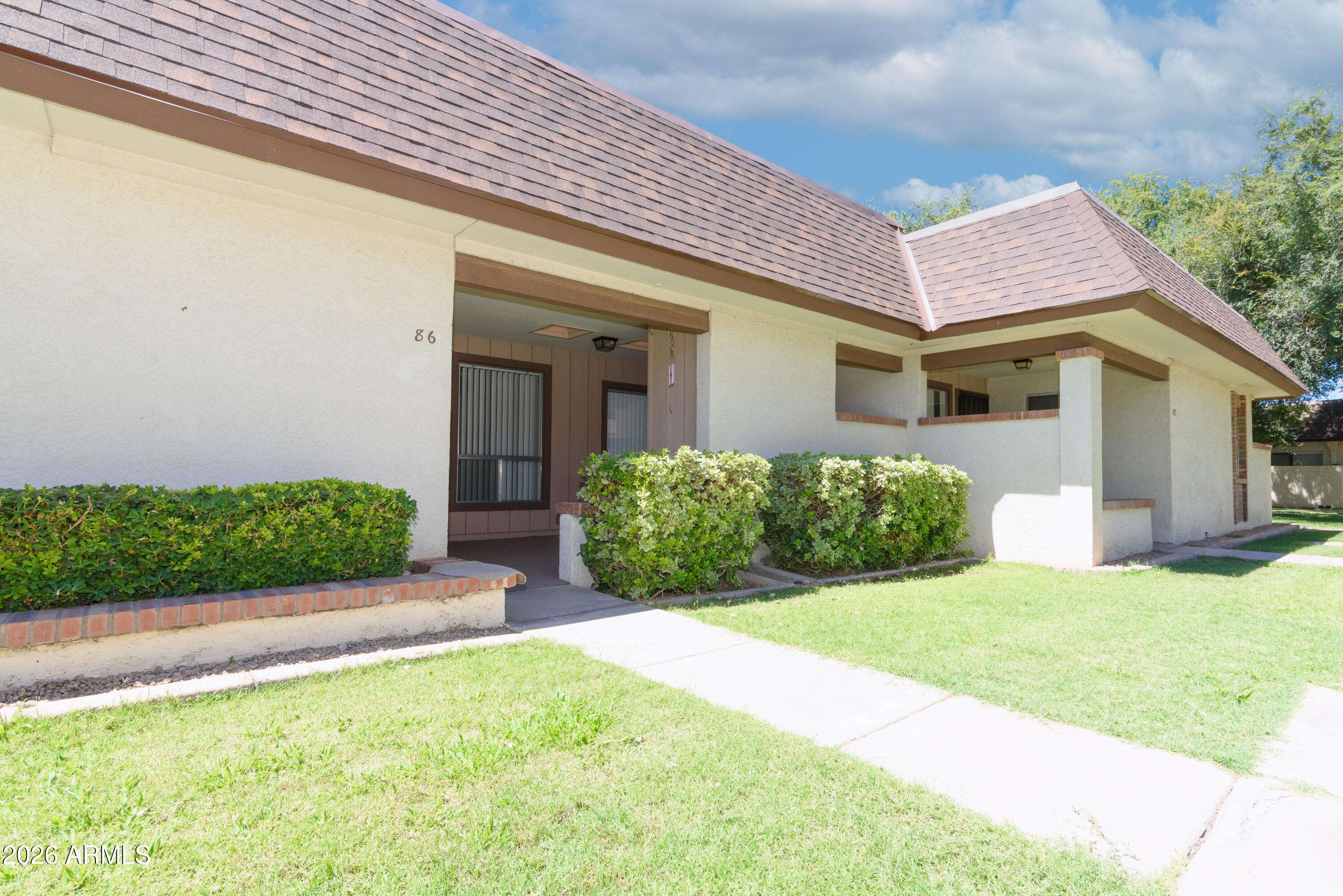 COUNTRY MEADOWS TOWNHOUSES - Residential