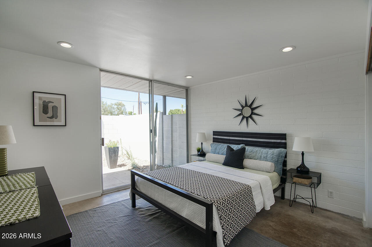 GRANDVIEW GARDEN CONDOMINIUM - Residential
