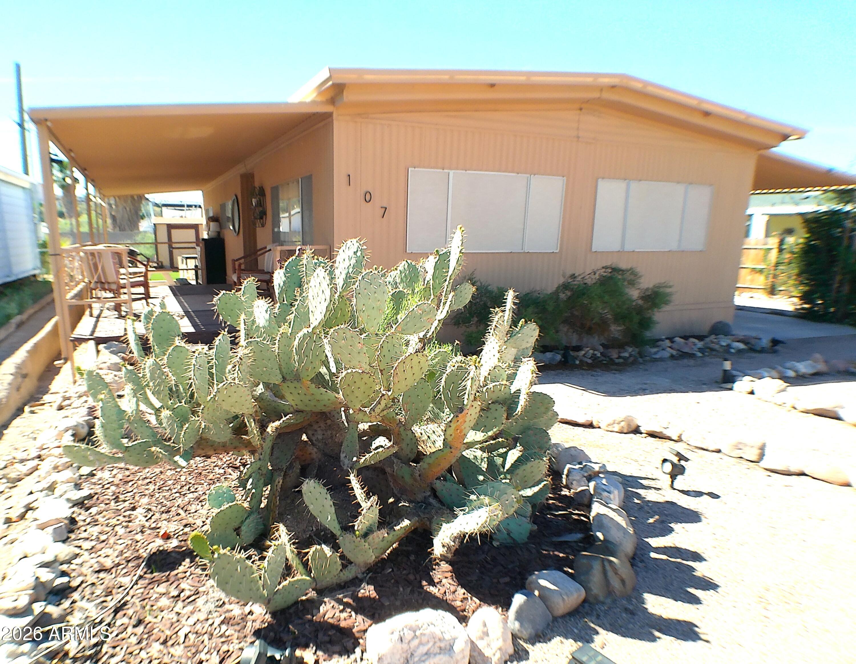 QUEEN VALLEY ESTATES UNIT SEVEN - Residential