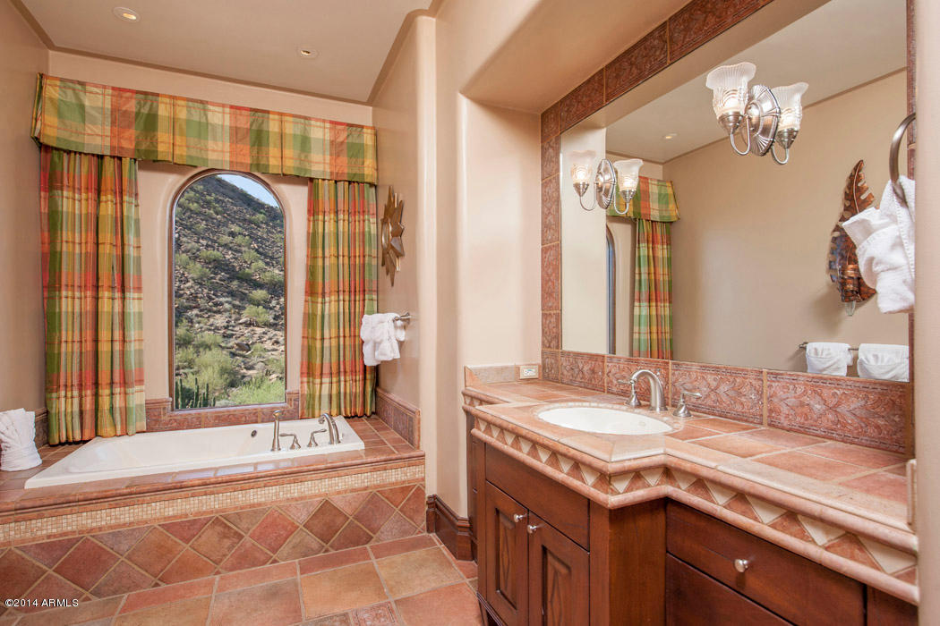 Estancia - Residential