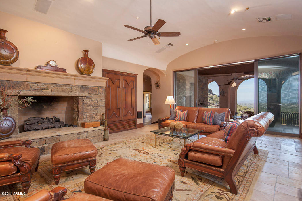 Estancia - Residential