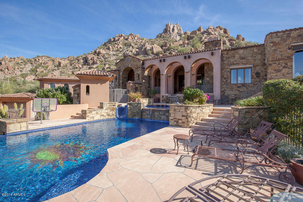 Estancia - Residential