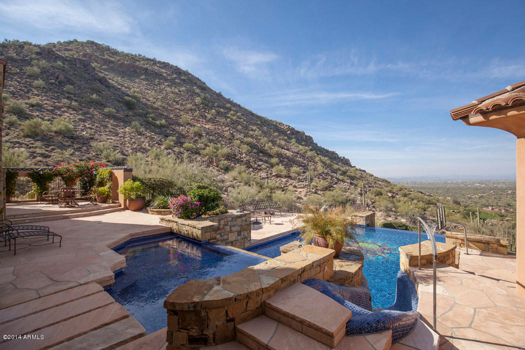 Estancia - Residential