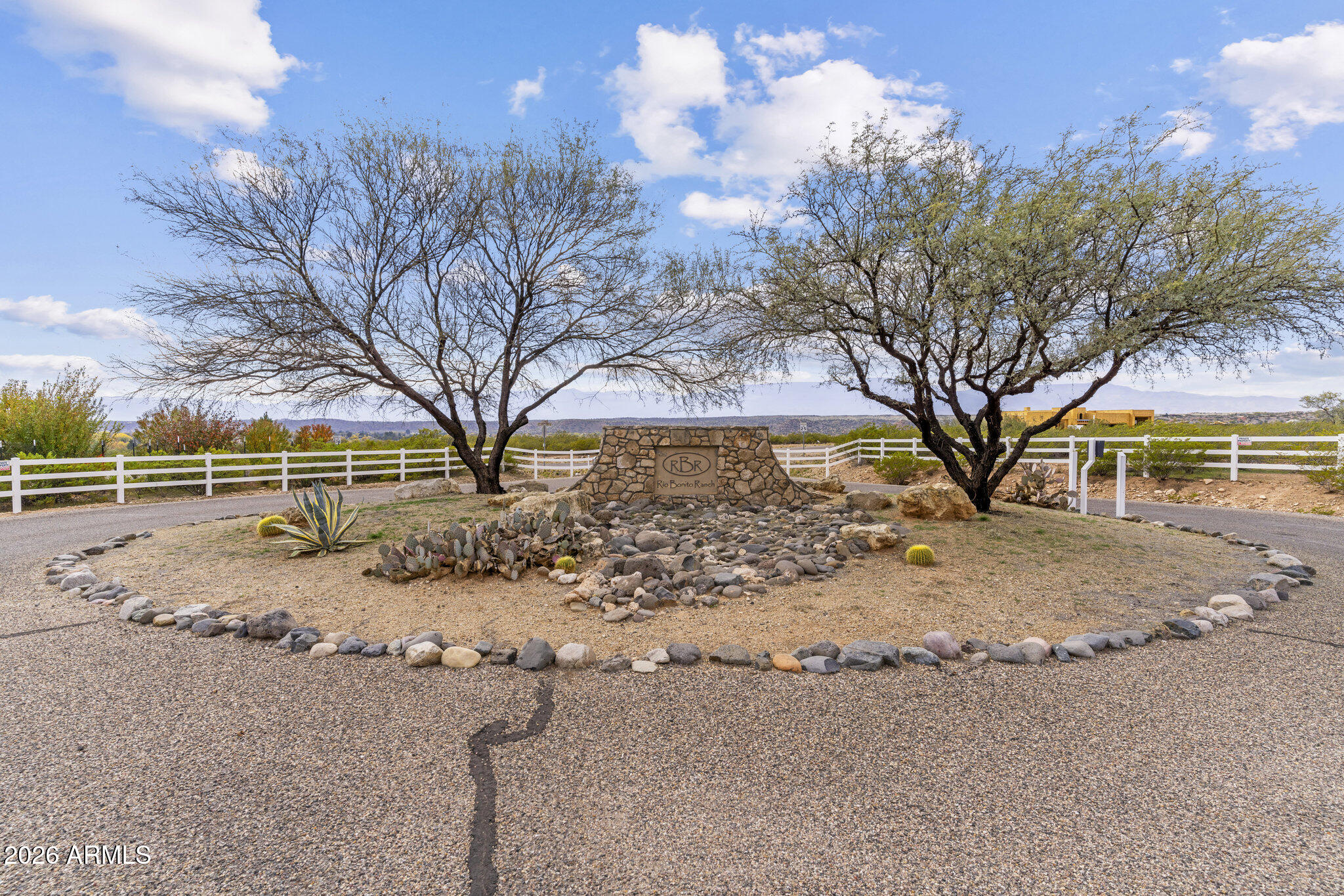 RIO BONITO RANCH - Land