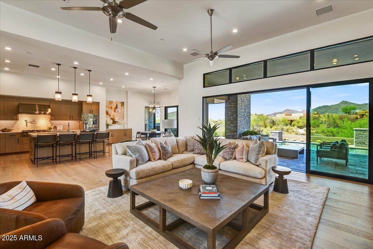 DESERT MOUNTAIN PHASE 2 UNIT 5 PT 1 1-101 A-J - Residential