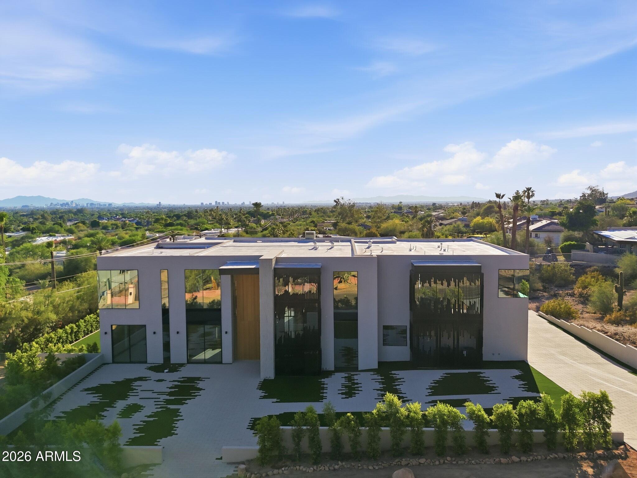 HIGHLANDS - Residential