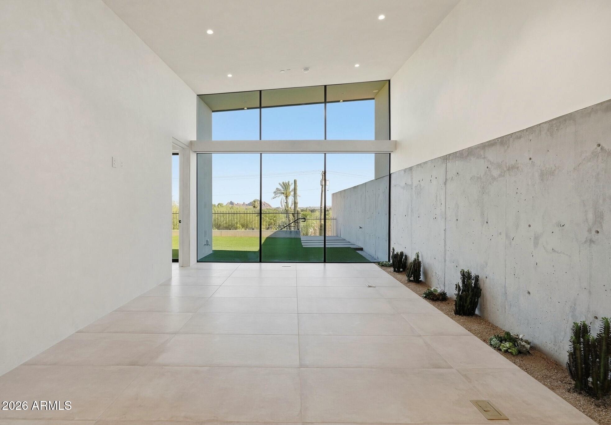 HIGHLANDS - Residential