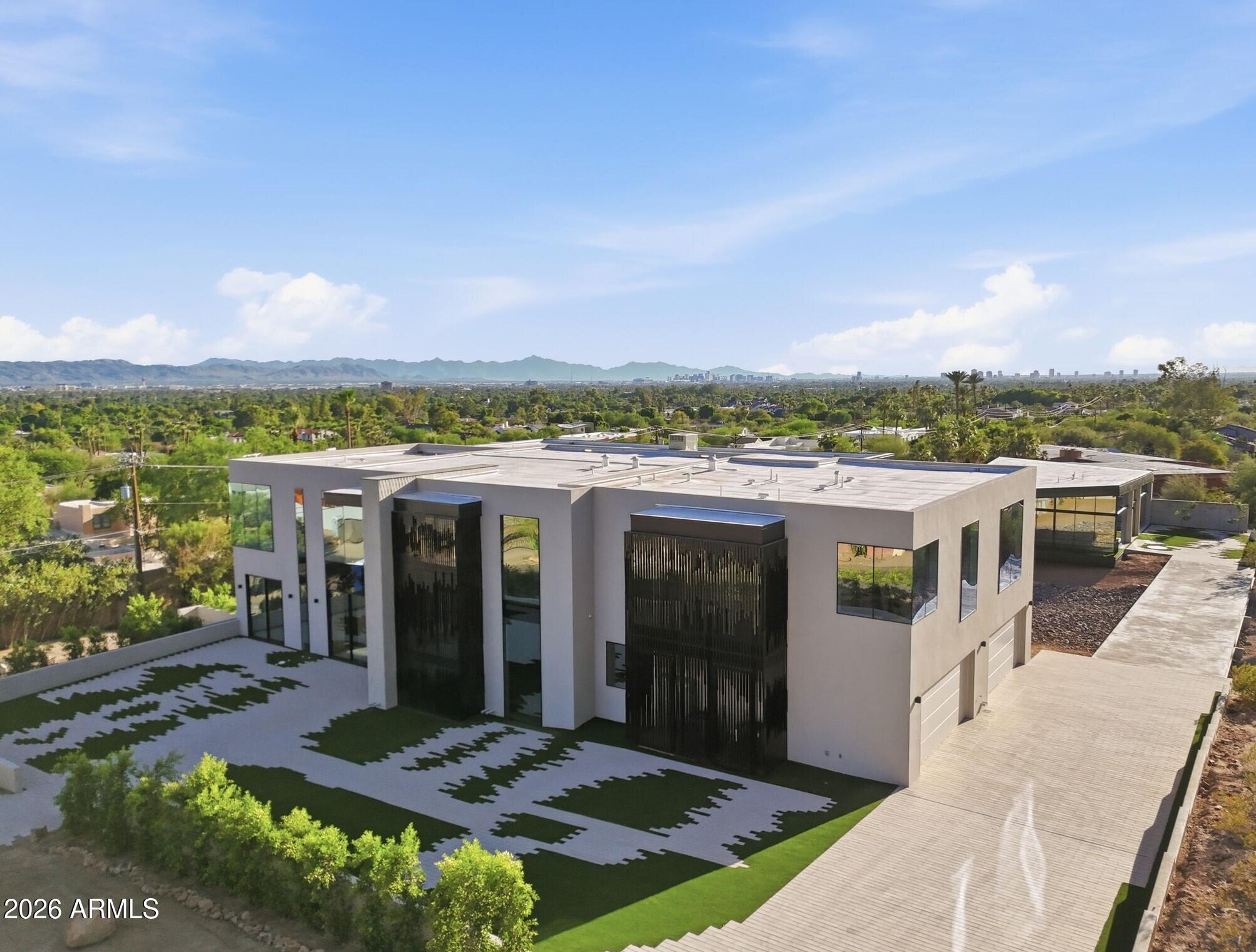 HIGHLANDS - Residential