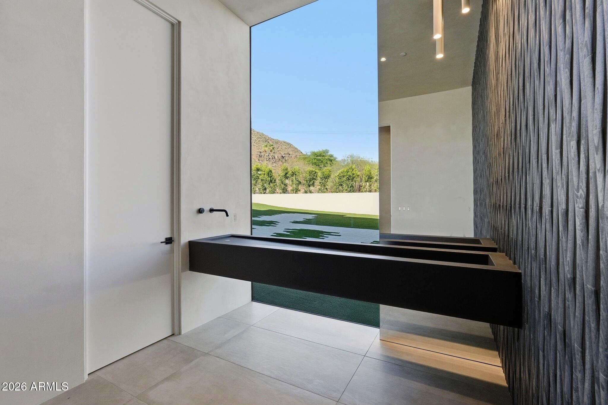 HIGHLANDS - Residential