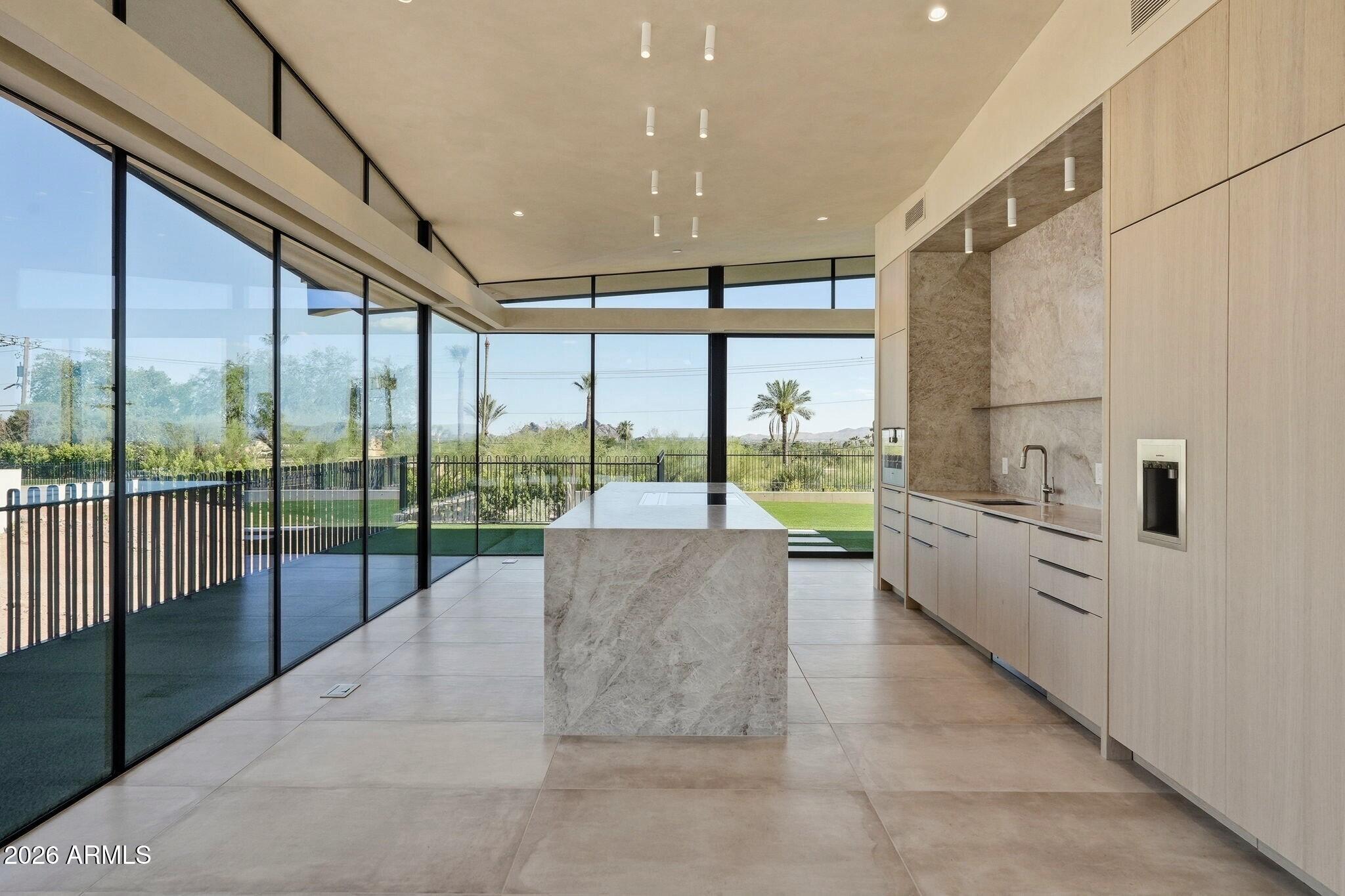 HIGHLANDS - Residential