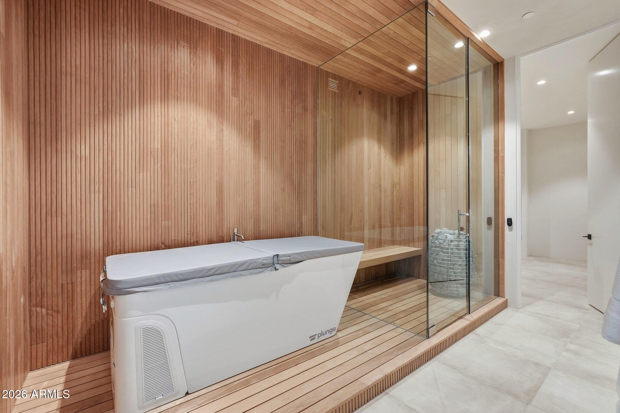 HIGHLANDS - Residential