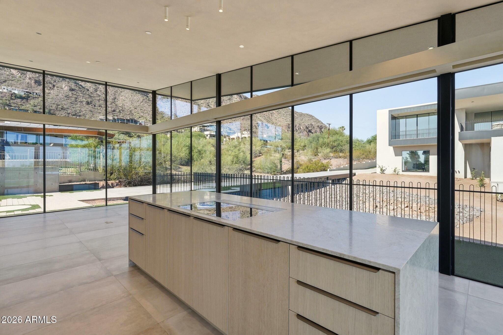 HIGHLANDS - Residential