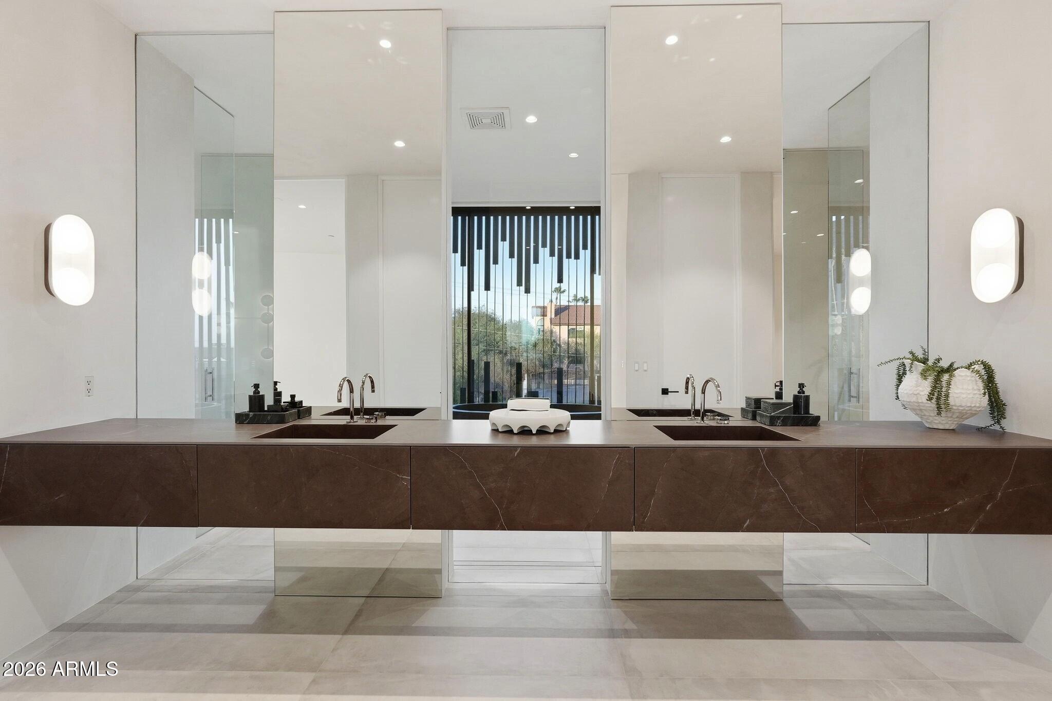 HIGHLANDS - Residential