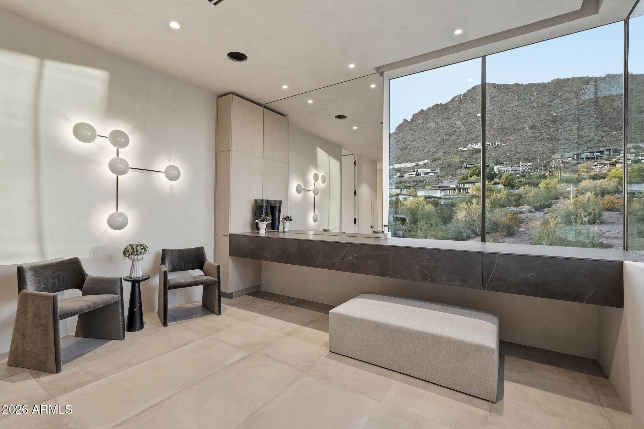 HIGHLANDS - Residential