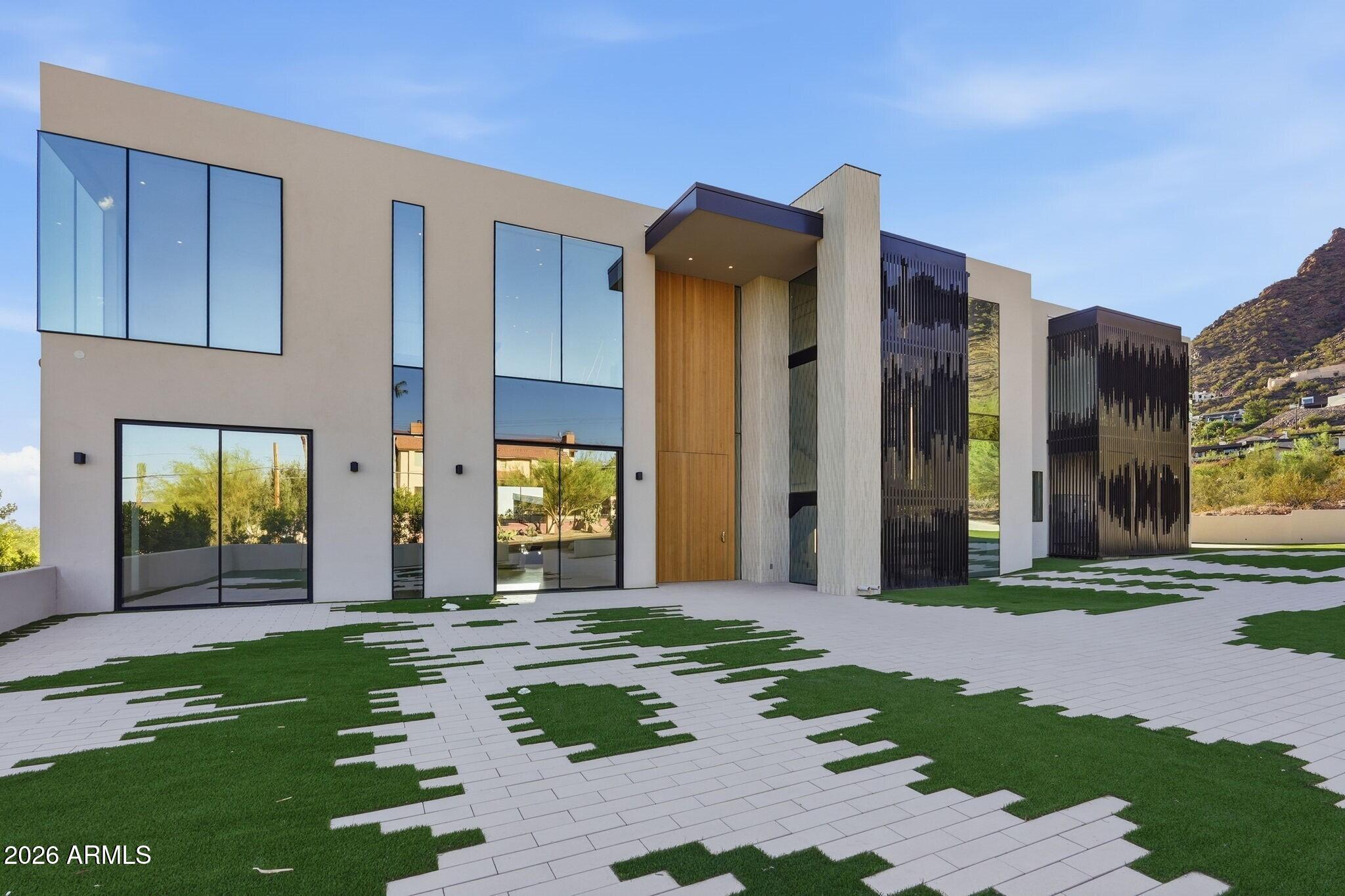 HIGHLANDS - Residential