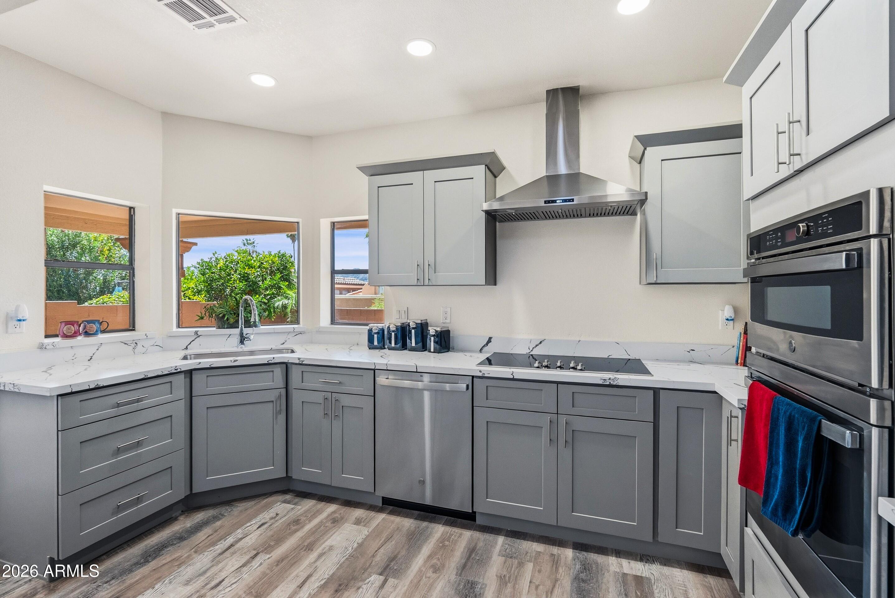 POINTE TAPATIO 6 - Residential