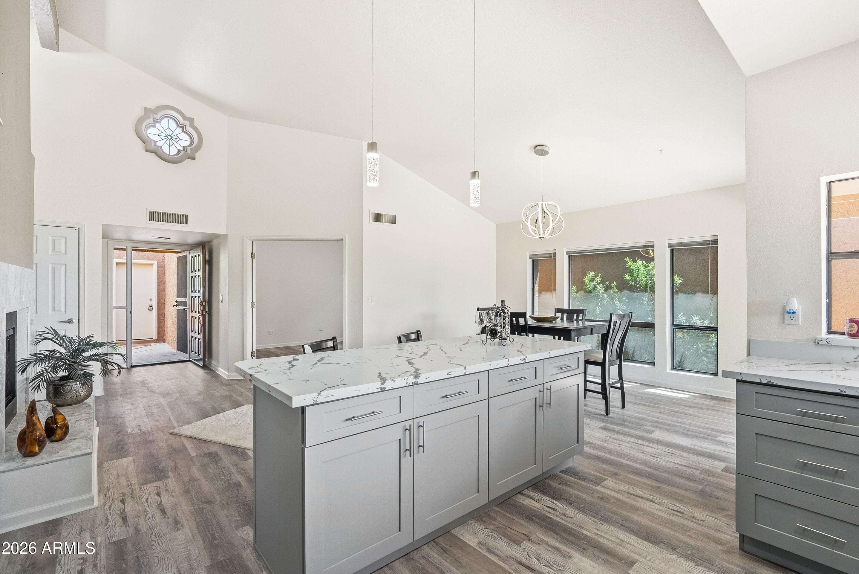 POINTE TAPATIO 6 - Residential