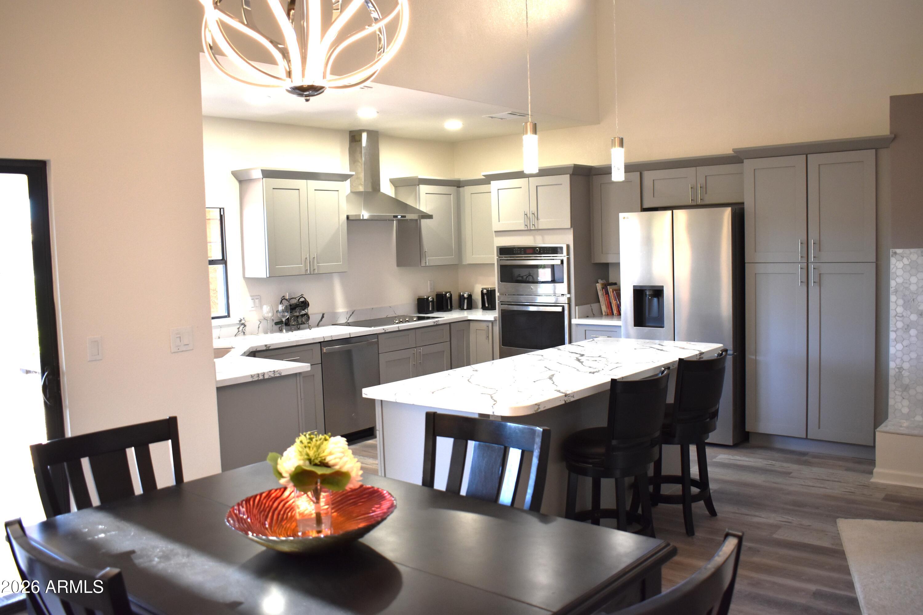 POINTE TAPATIO 6 - Residential