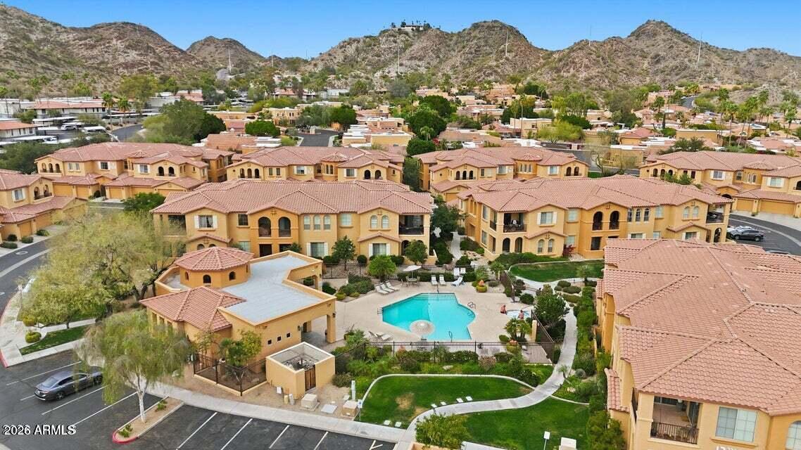 POINTE TAPATIO 6 - Residential