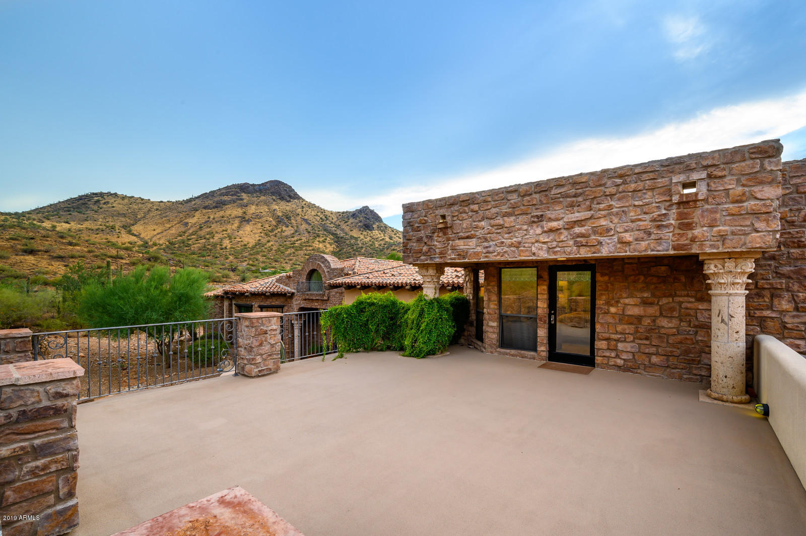 LOST CANYON - Residential