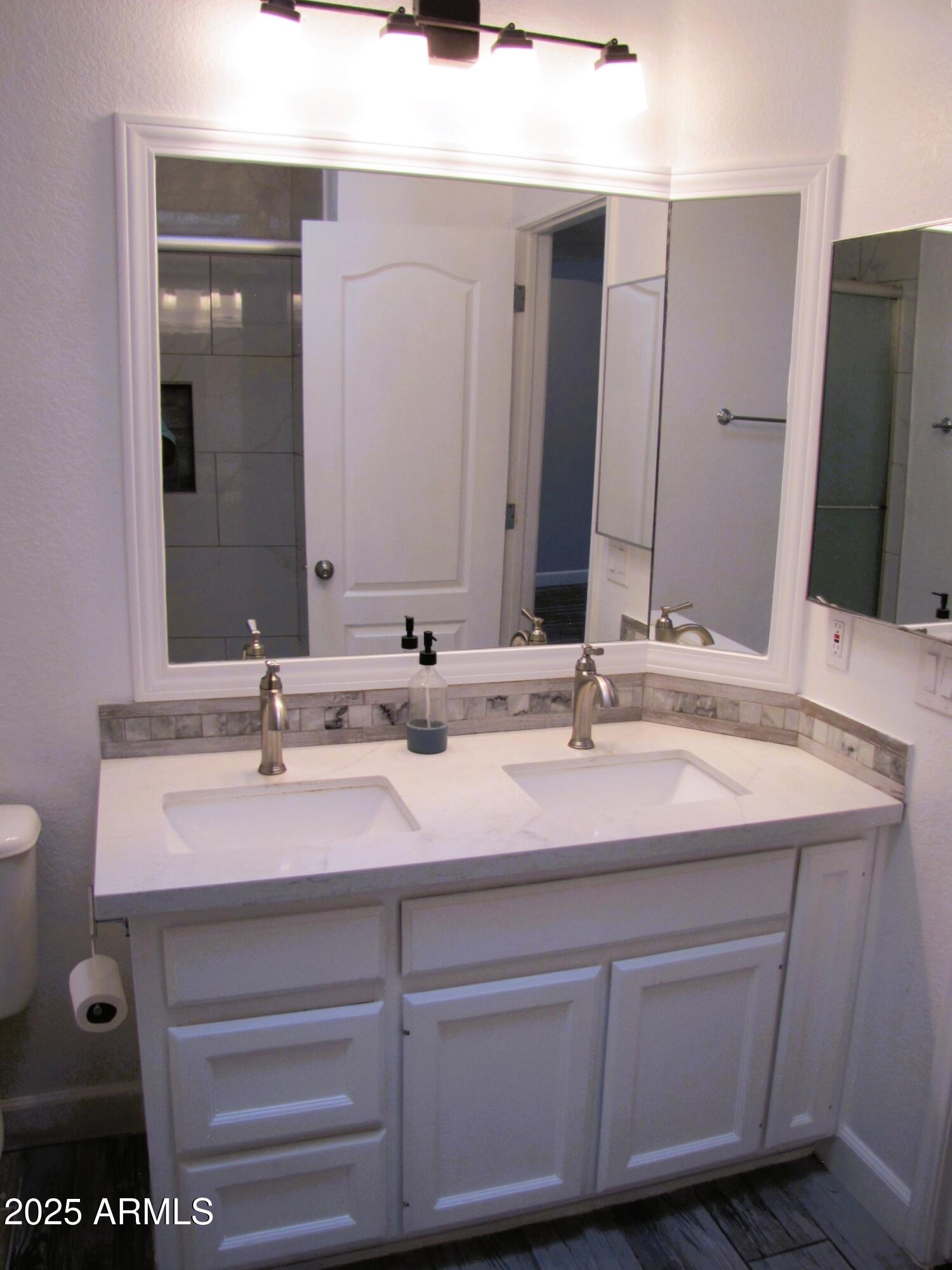 EAGLE RIDGE - Residential