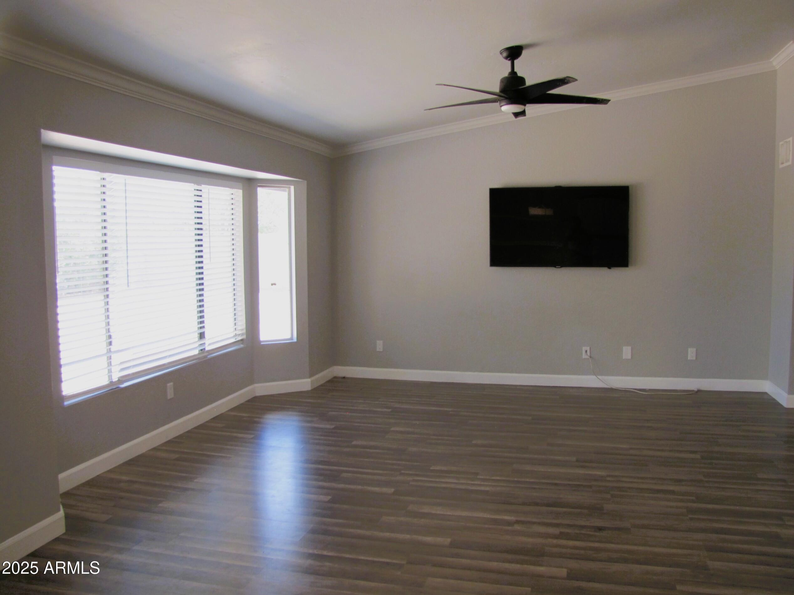 EAGLE RIDGE - Residential