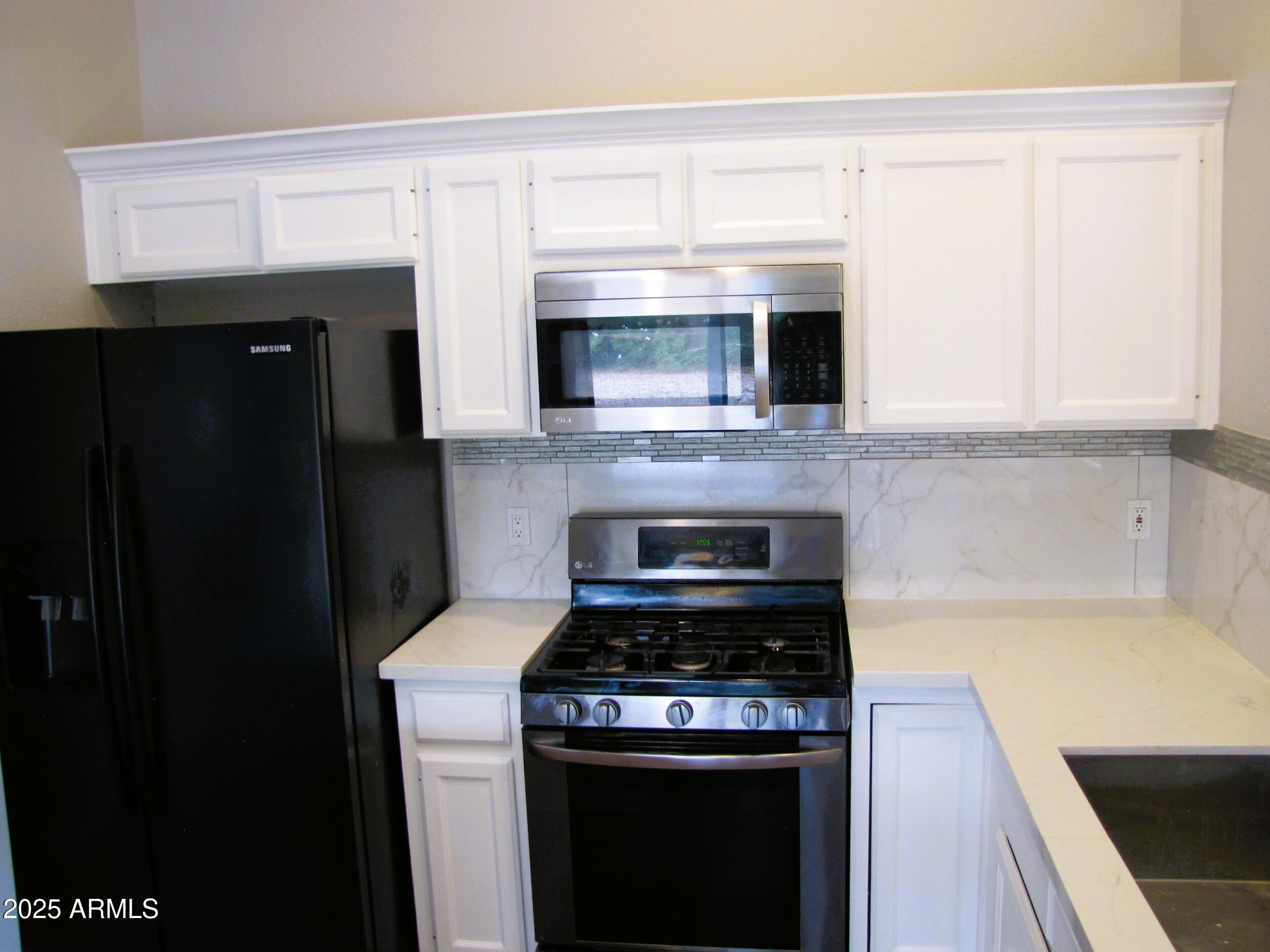 EAGLE RIDGE - Residential