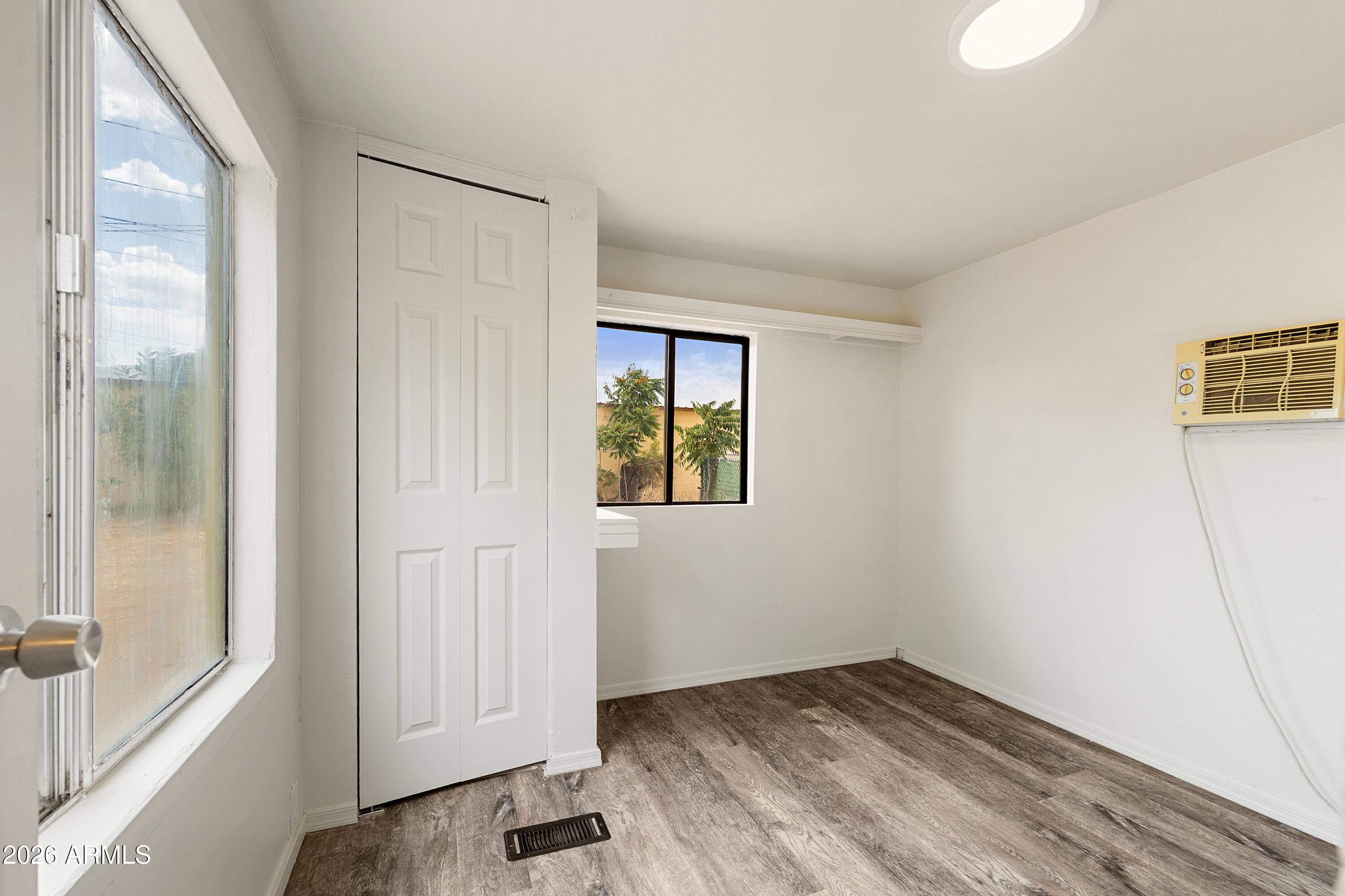 HAPPY HOMES - Residential