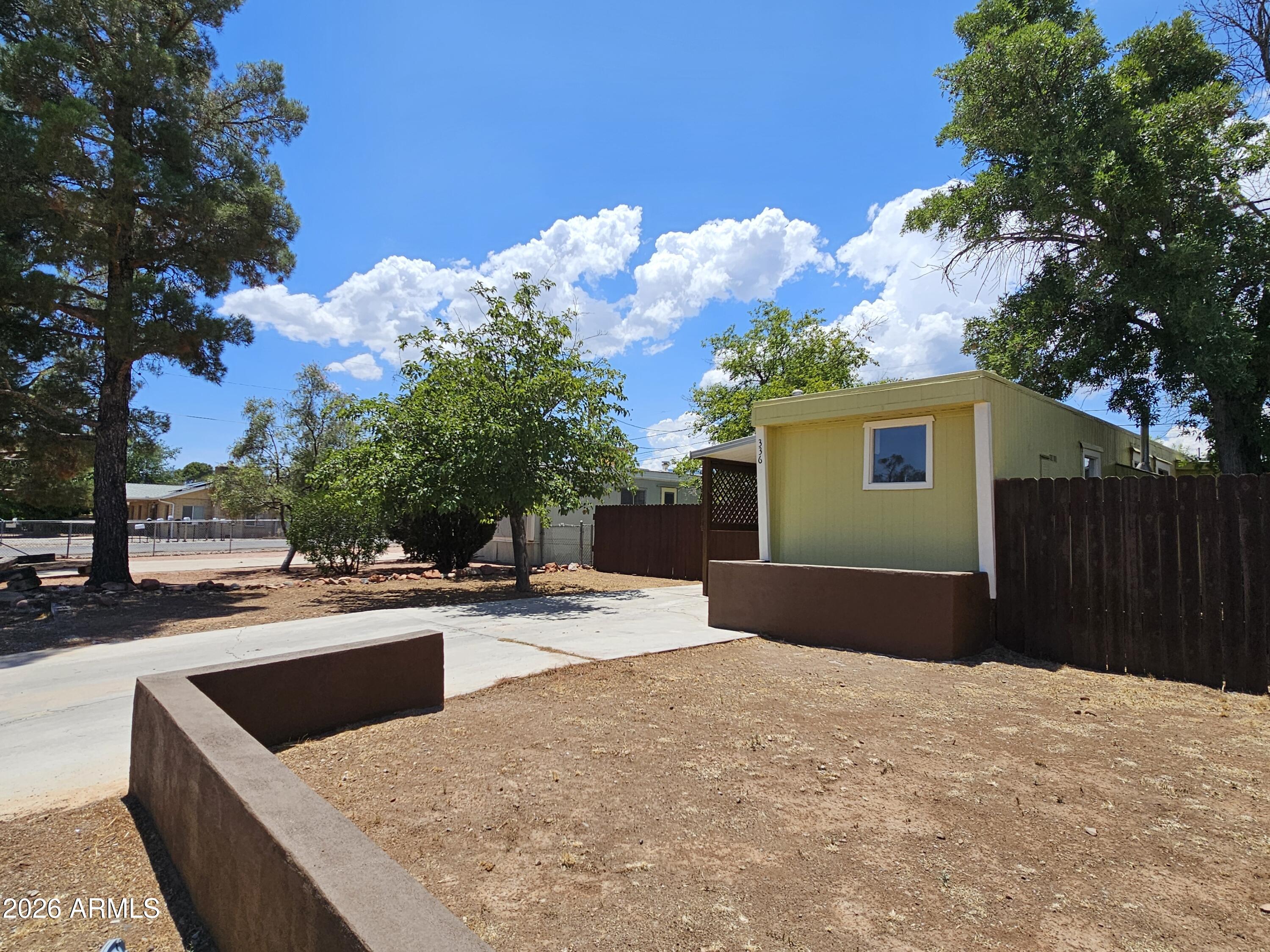 HAPPY HOMES - Residential