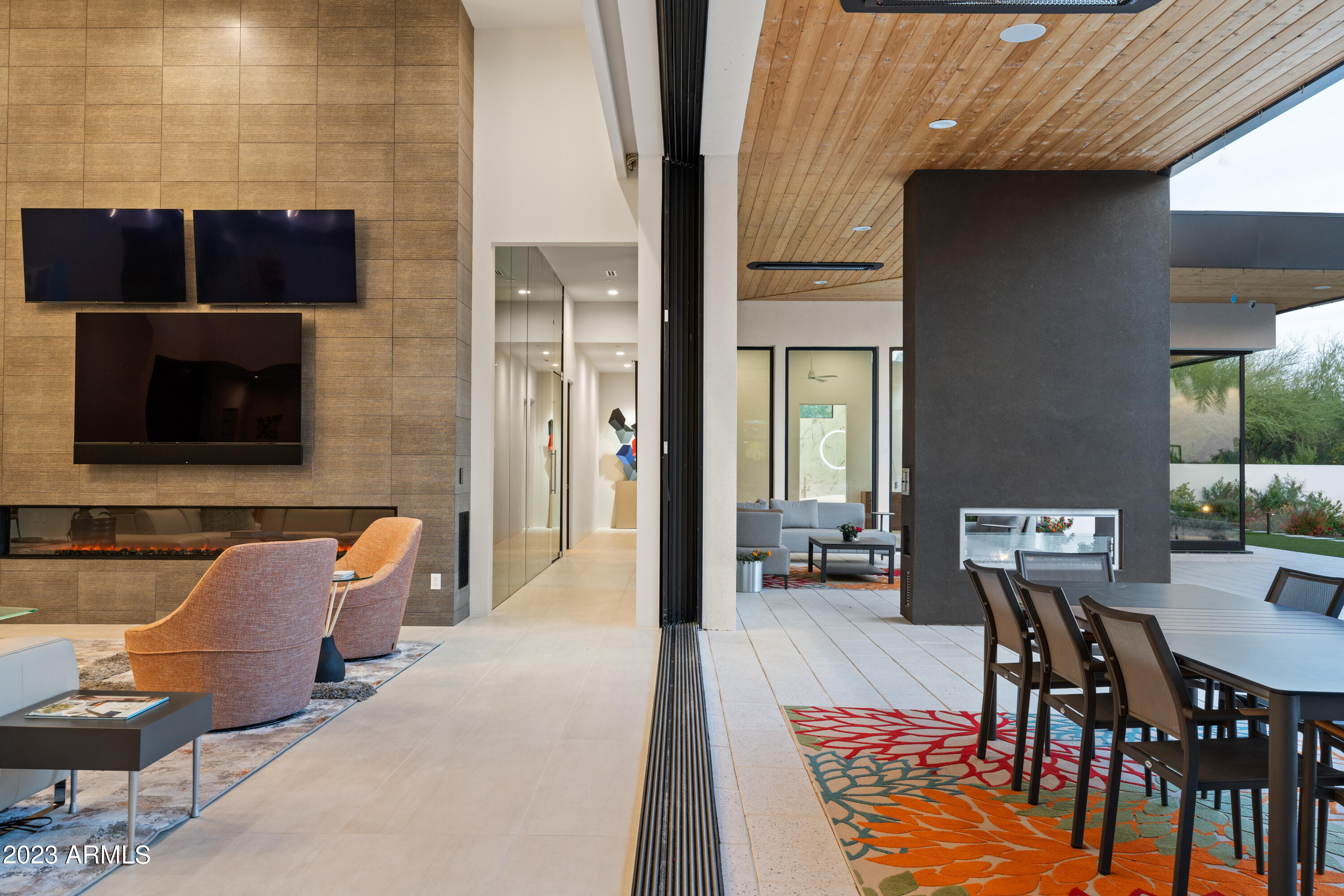 Mirada Los Arcos - Residential