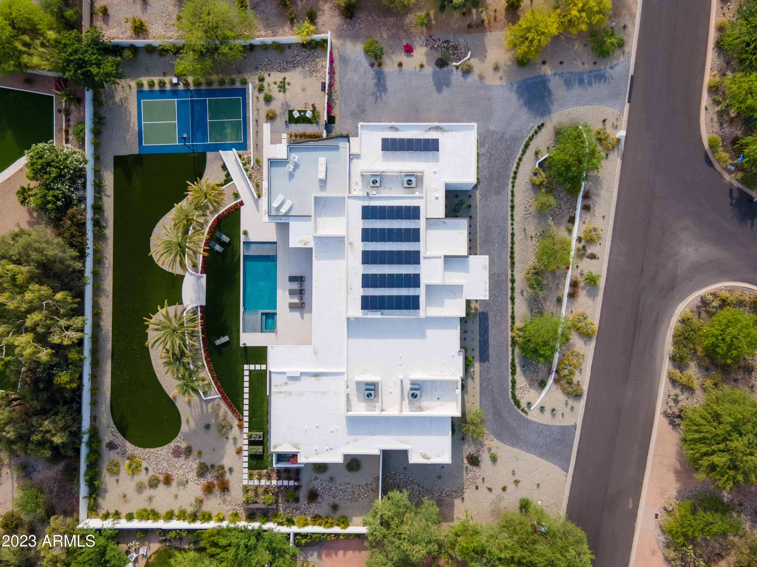 Mirada Los Arcos - Residential