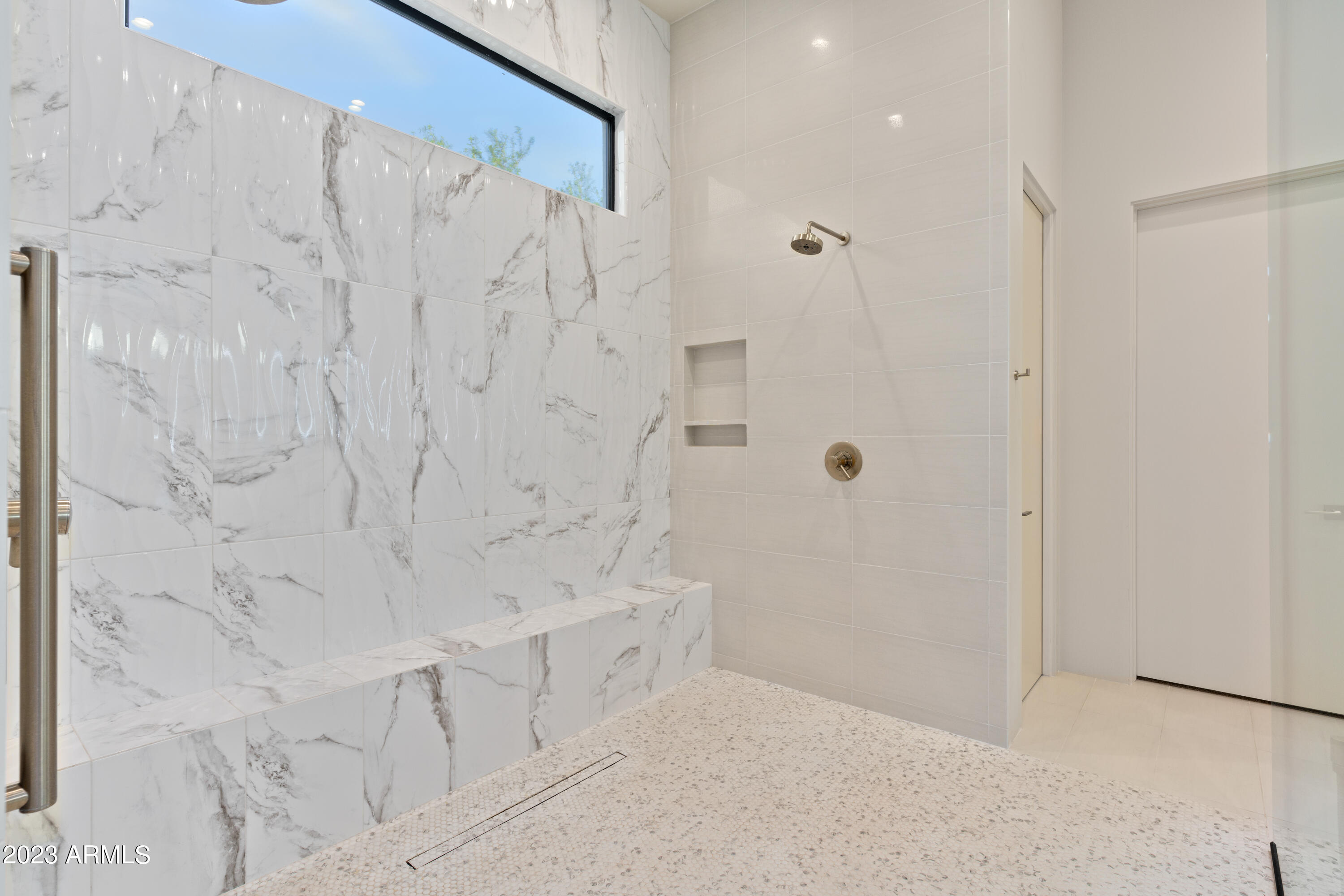 Mirada Los Arcos - Residential